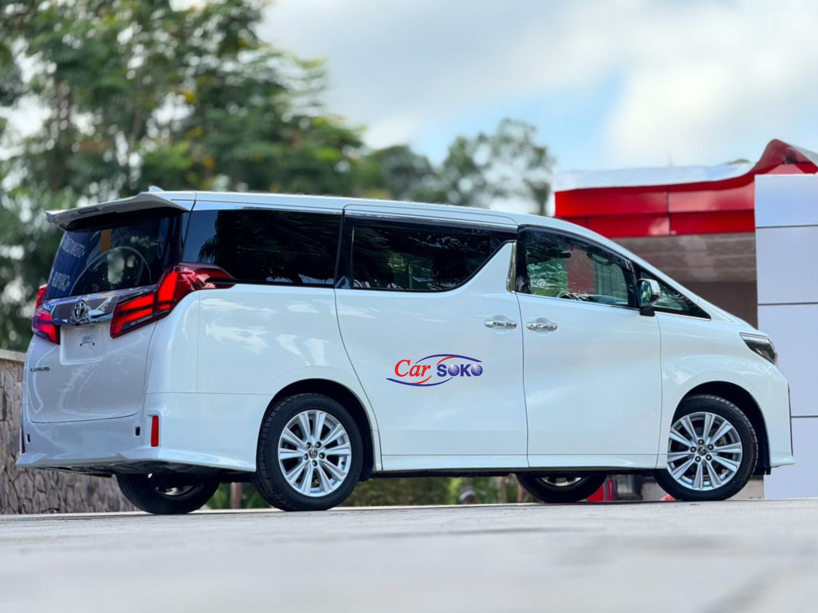 toyota-alphard-25s-2018-1950