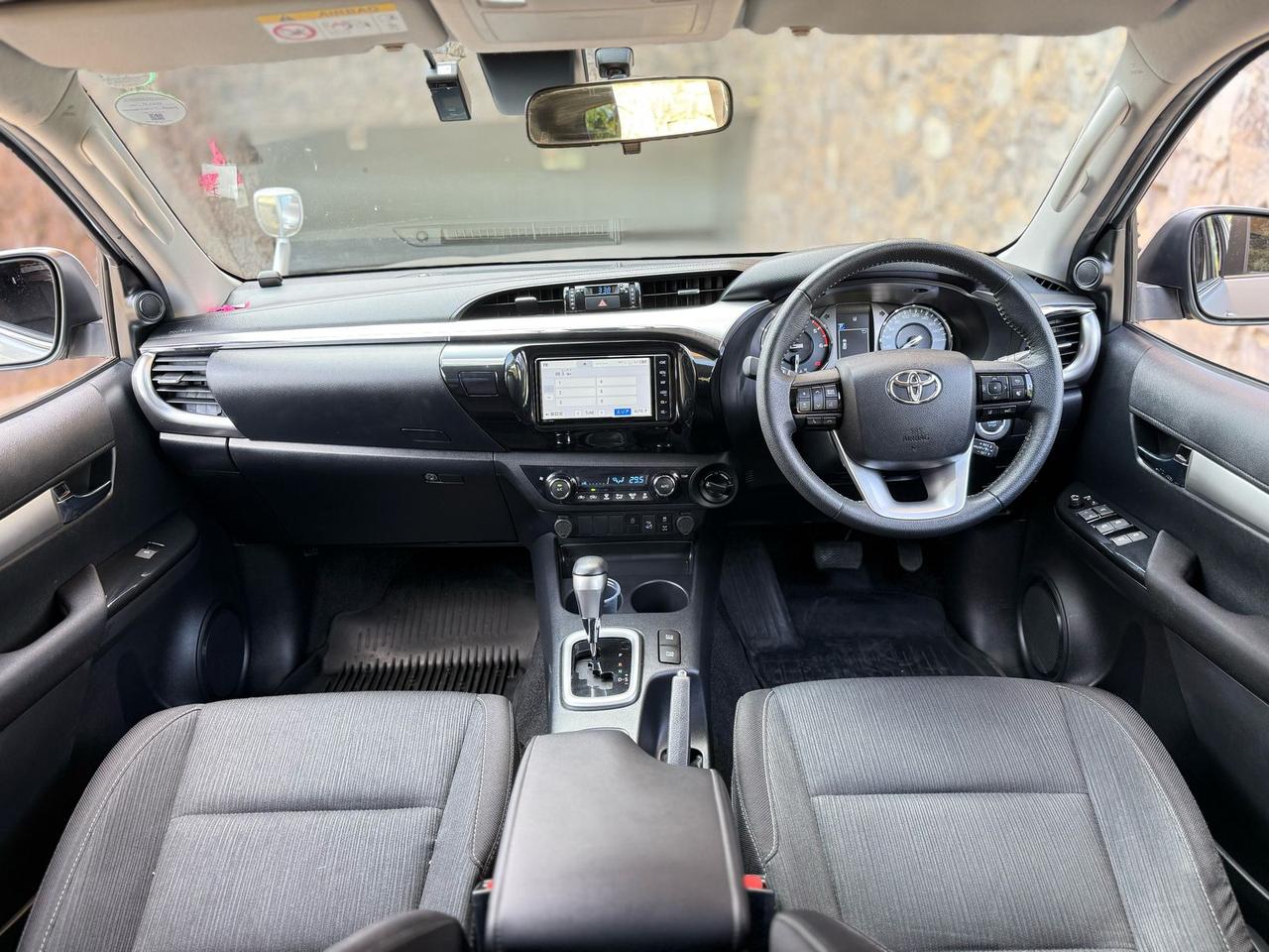 toyota-hilux-double-cabin-2021-1948