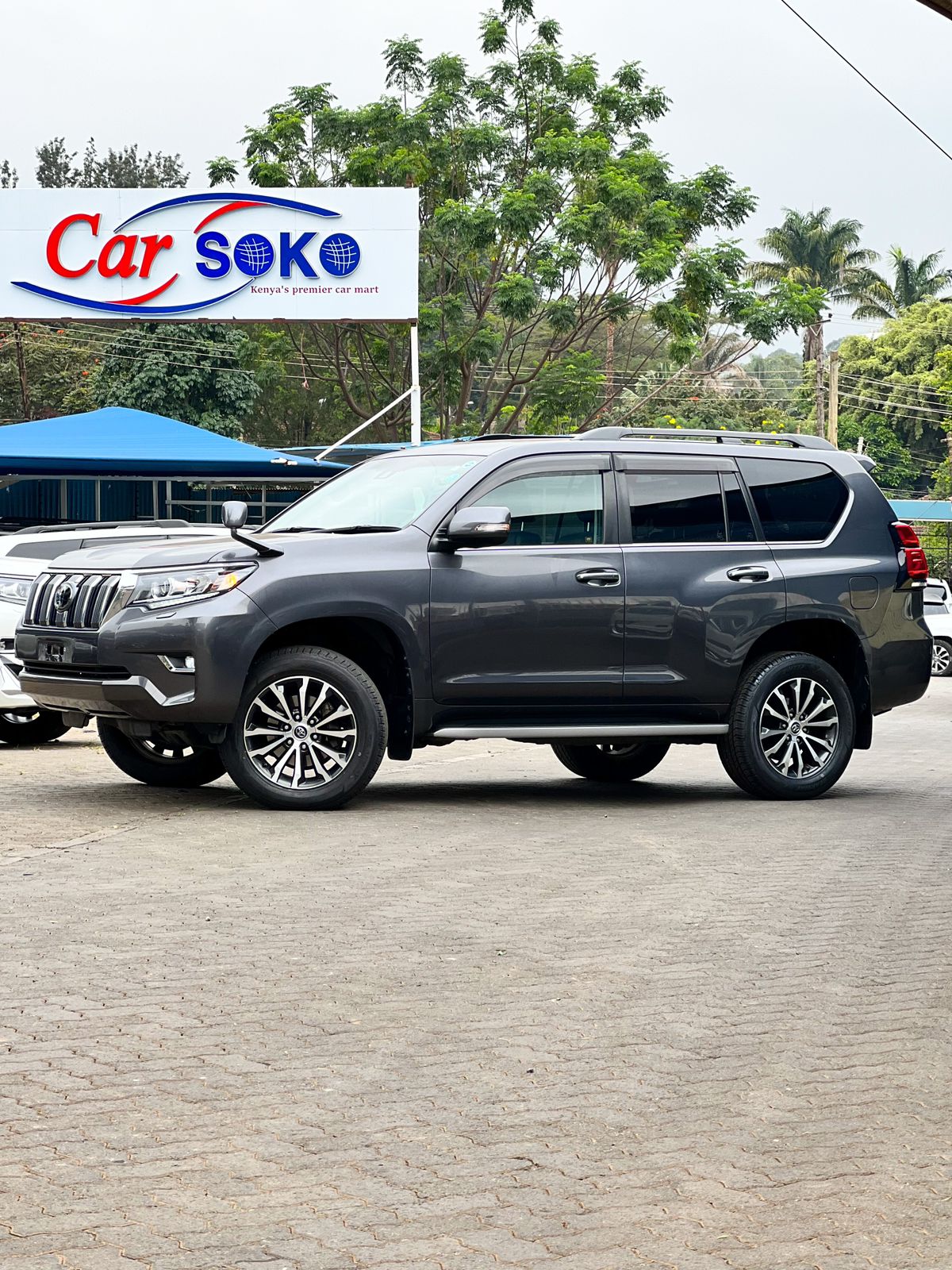 toyota-land-cruiser-prado-2018-1291