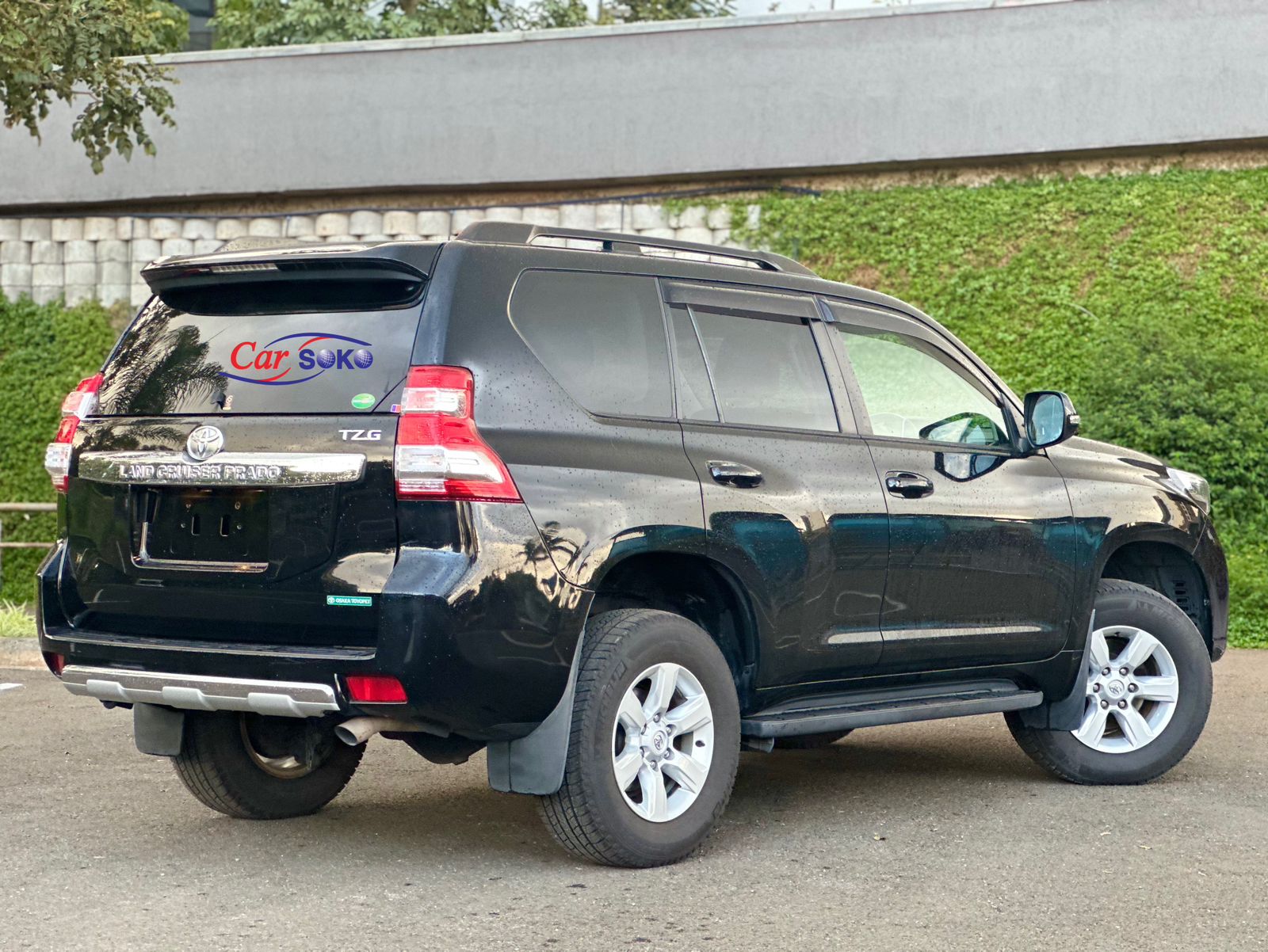 toyota-land-cruiser-prado-2016-1328