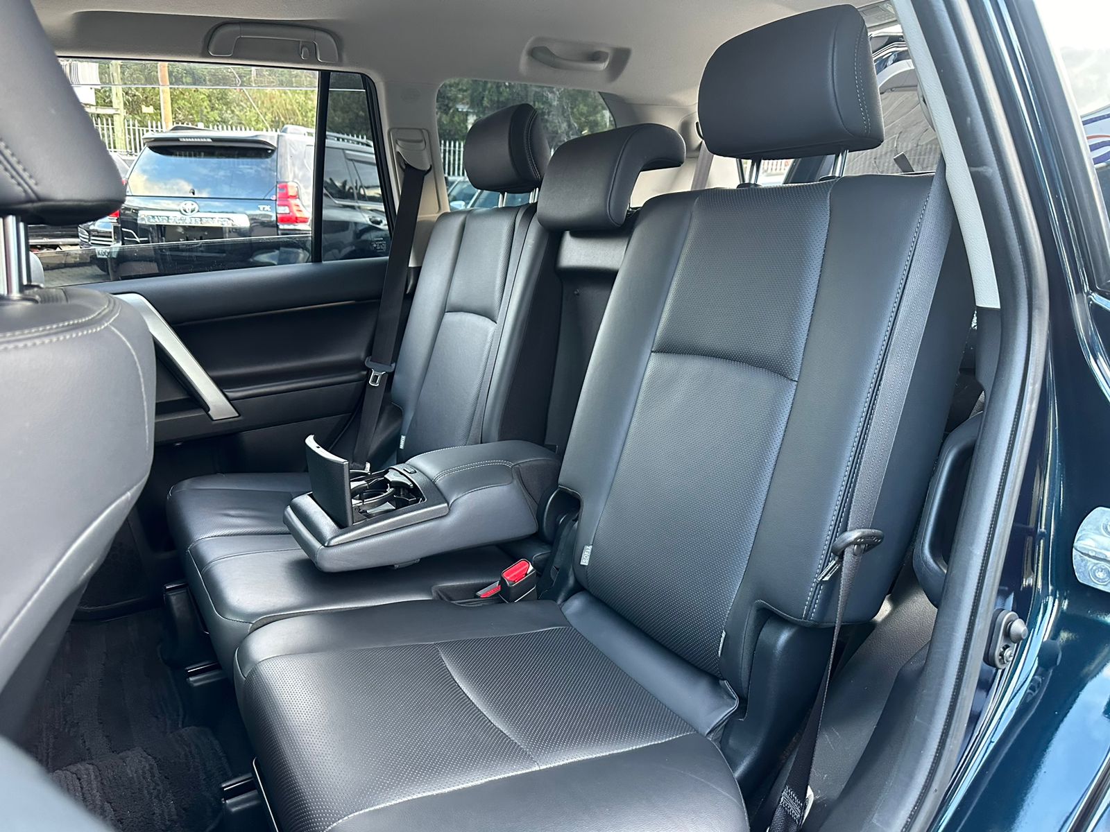 toyota-land-cruiser-prado-2018-1386