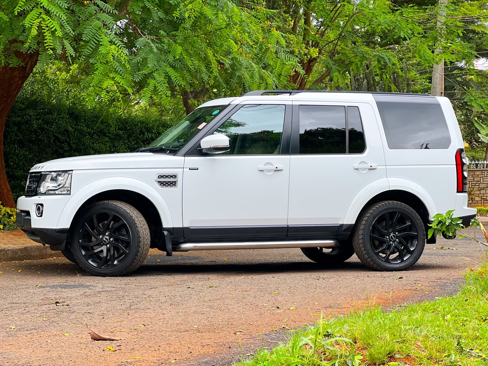 2015-land-rover-Discovery IV-1117