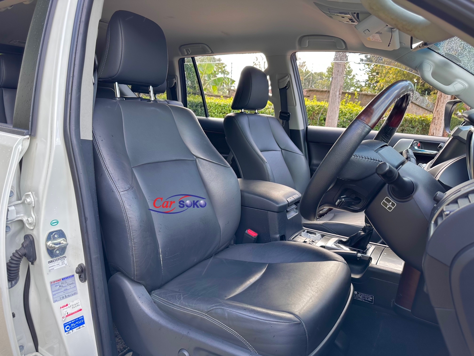 2015-toyota-Land Cruiser Prado-1126