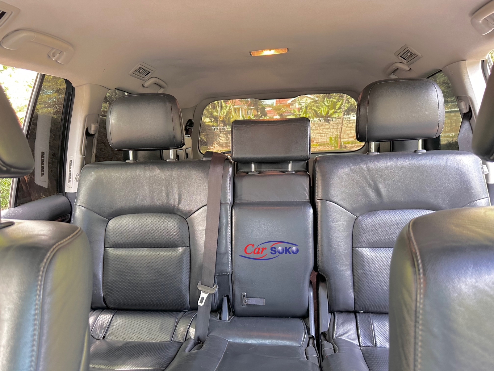 2014-toyota-Land Cruiser Prado-1139