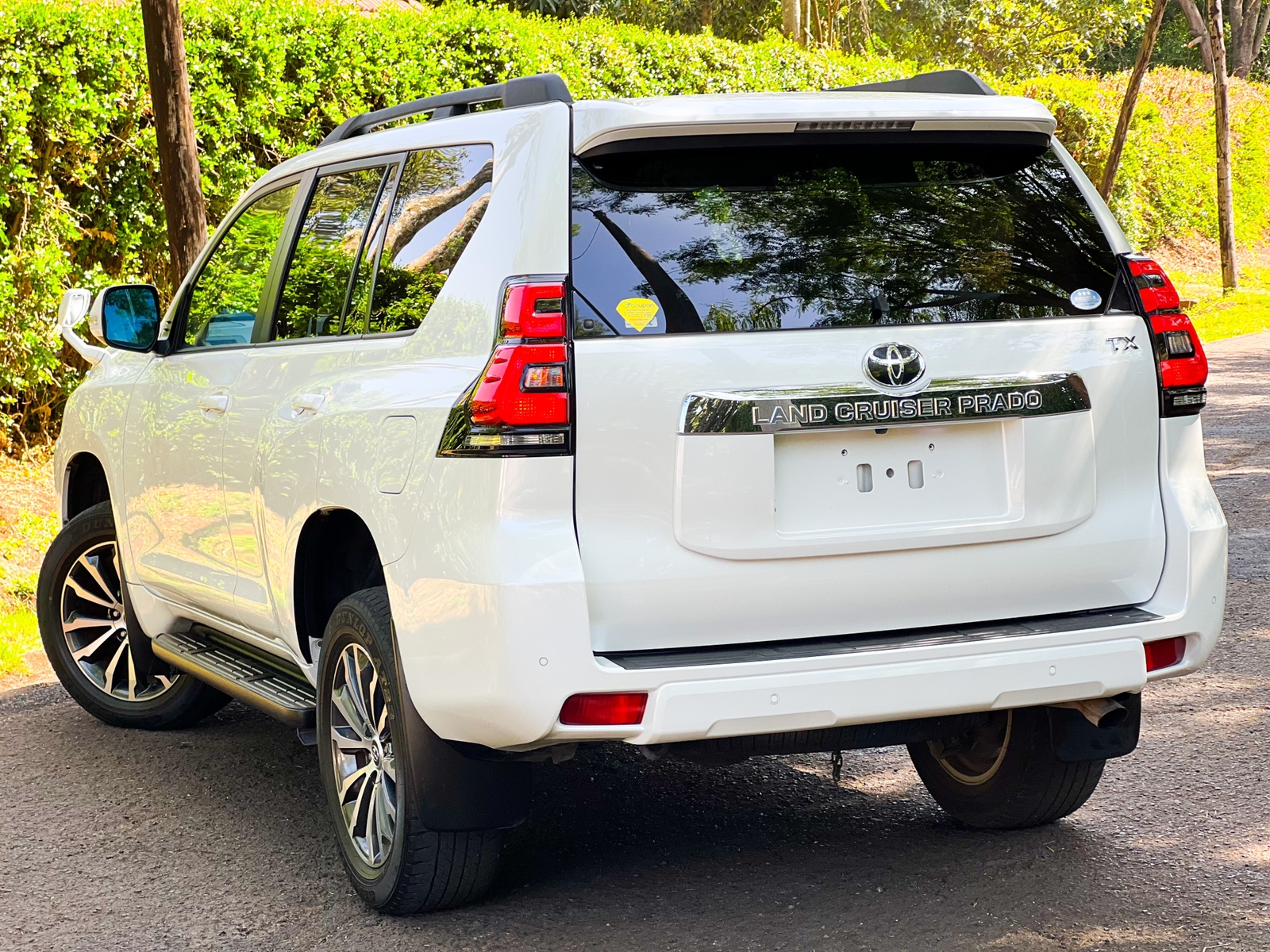 2017-toyota-Land Cruiser Prado-1142