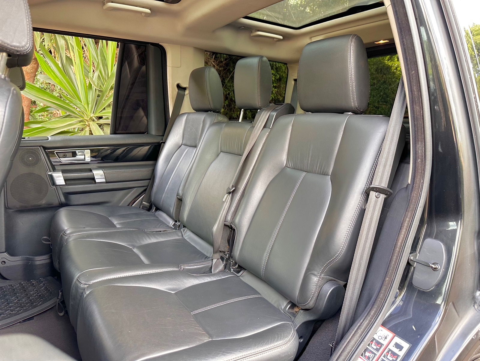 2013-land-rover-Discovery IV-1148