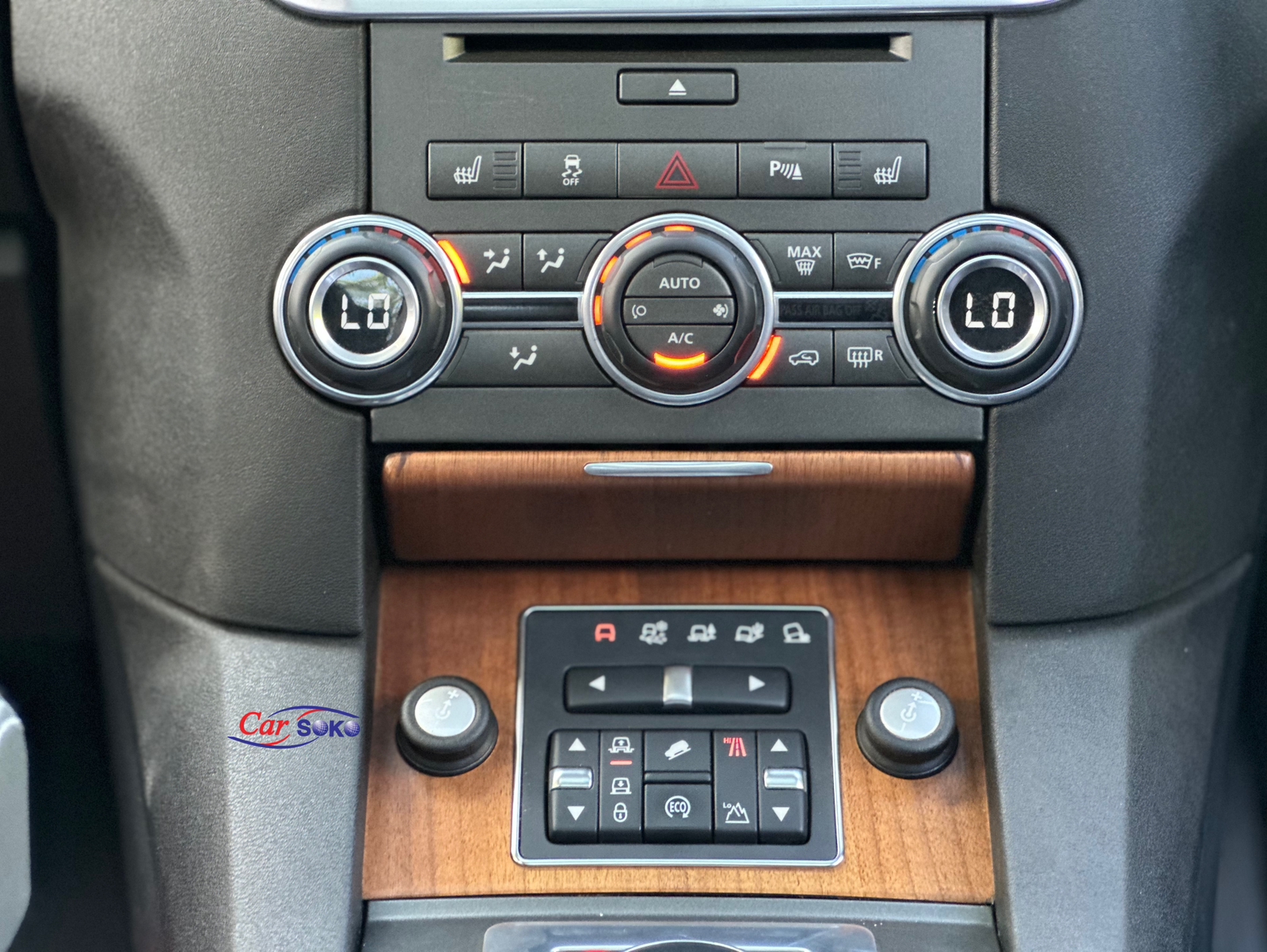 2015-land-rover-Discovery IV-1149