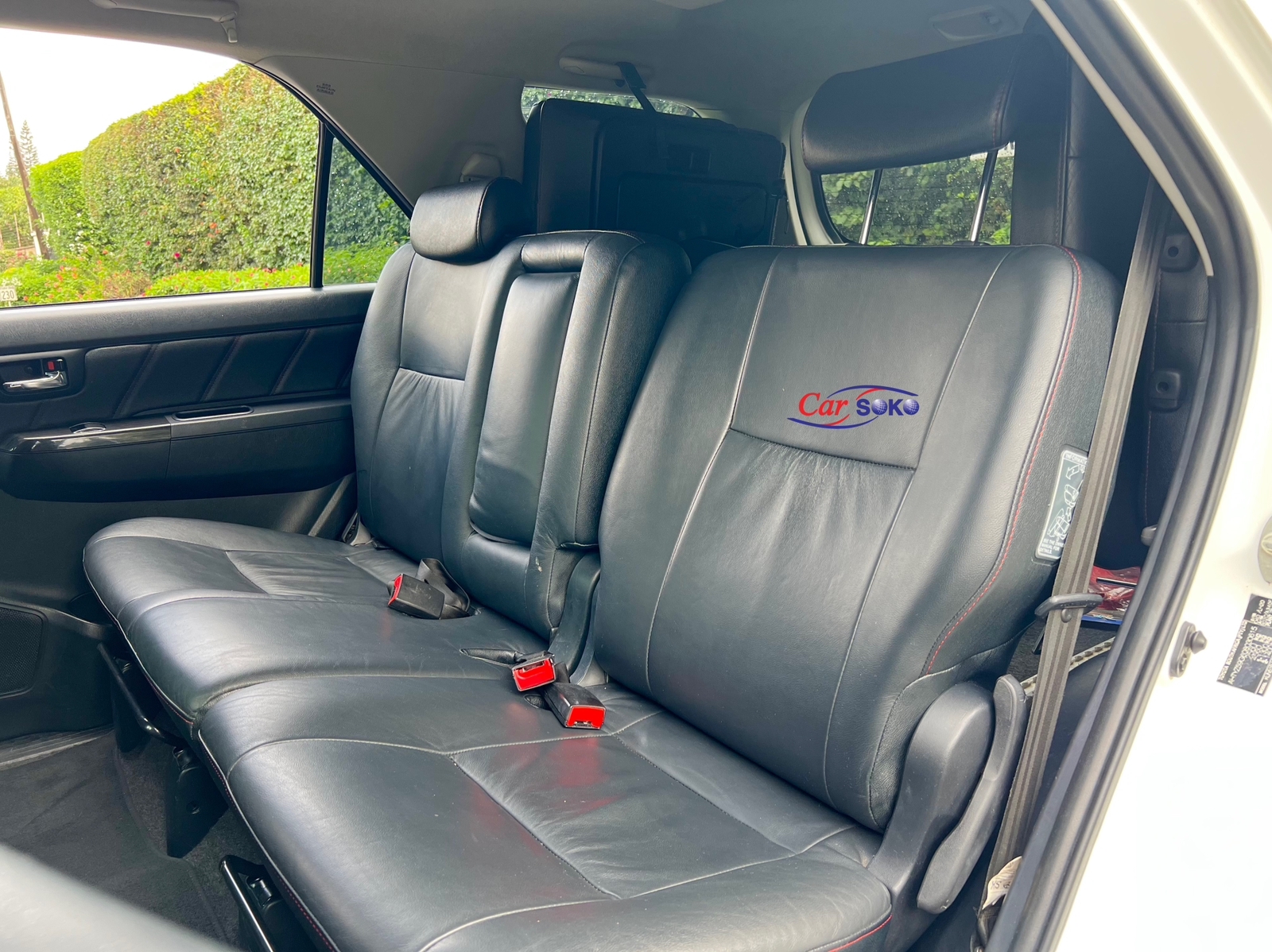 2015-toyota-Fortuner-1150
