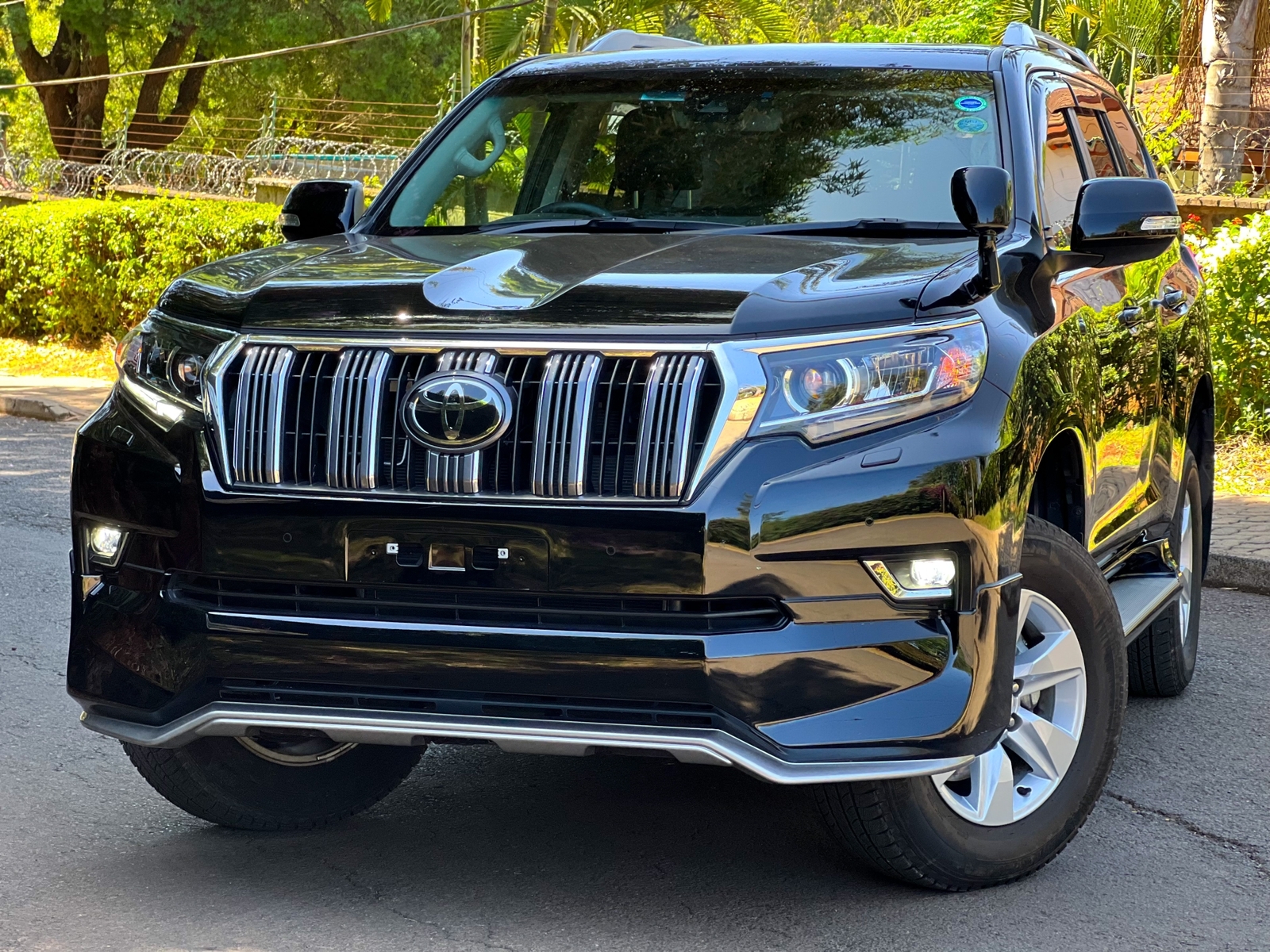 2017-toyota-Land Cruiser Prado-1152