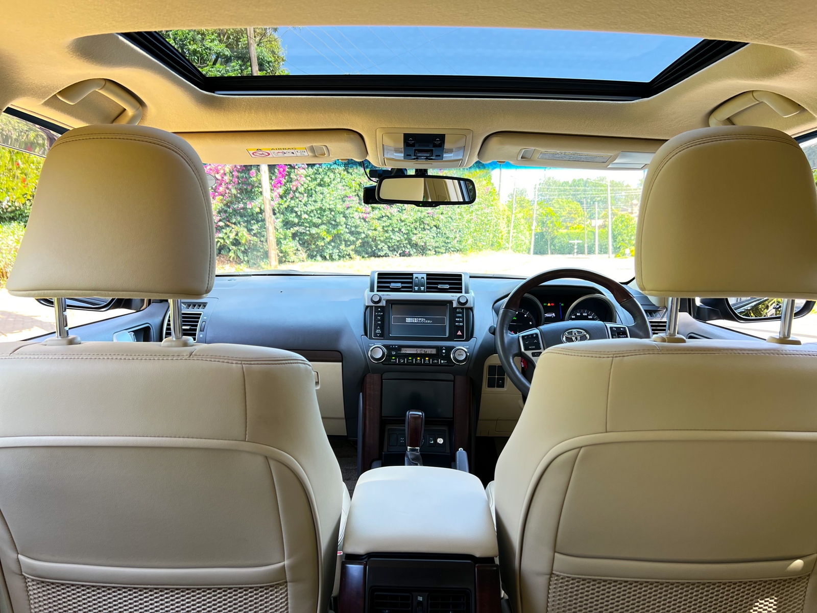 2015-toyota-Land Cruiser Prado-1153
