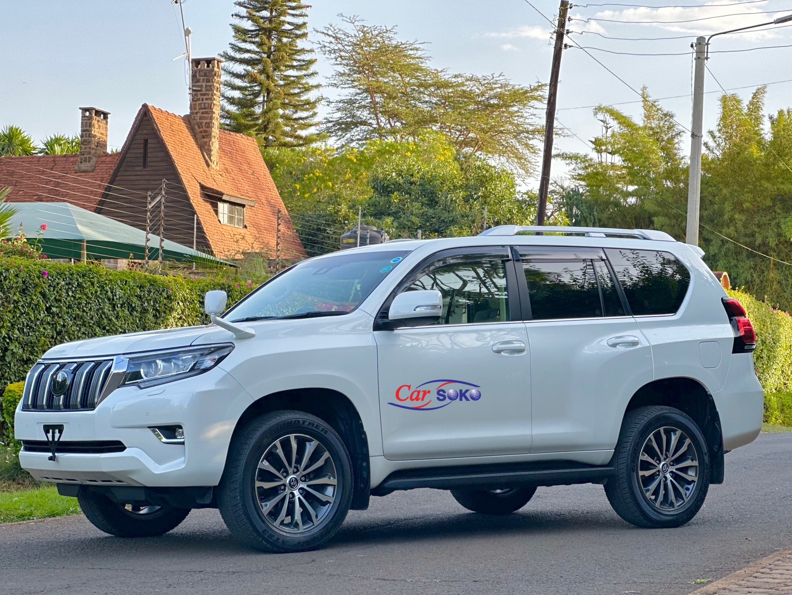 2017-toyota-Land Cruiser Prado-1157