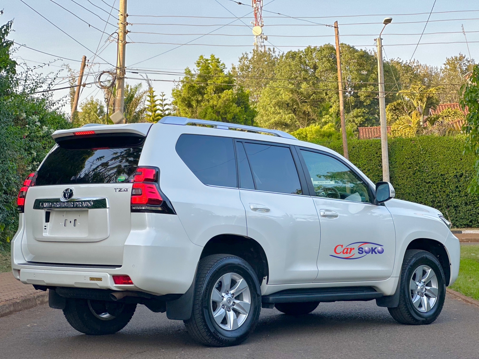 2017-toyota-Land Cruiser Prado-1159