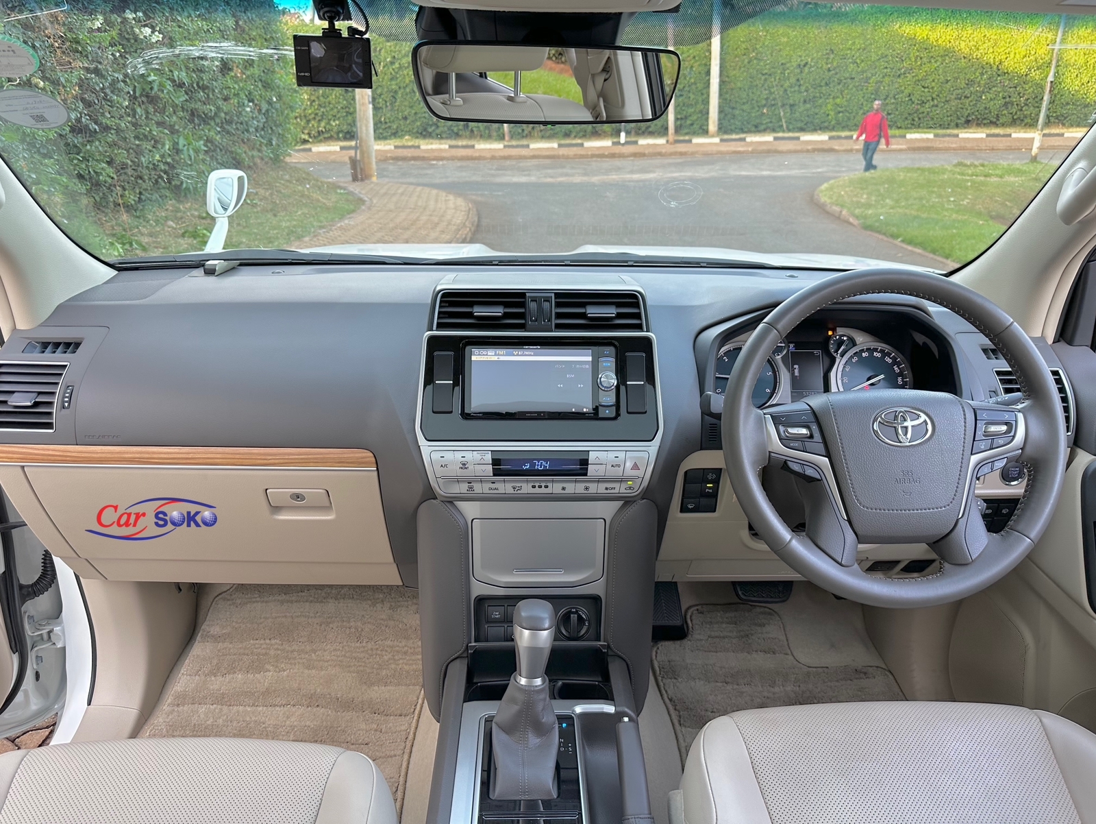 2017-toyota-Land Cruiser Prado-1159