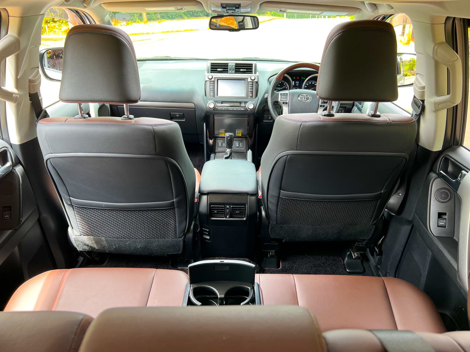 2017-toyota-Land Cruiser Prado-1162
