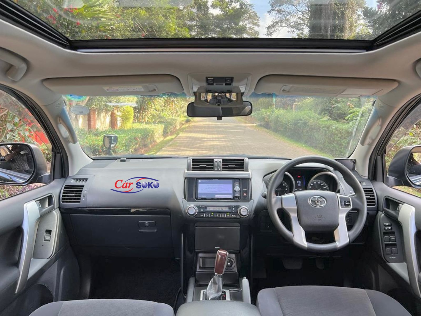 2015-toyota-Land Cruiser Prado-1166