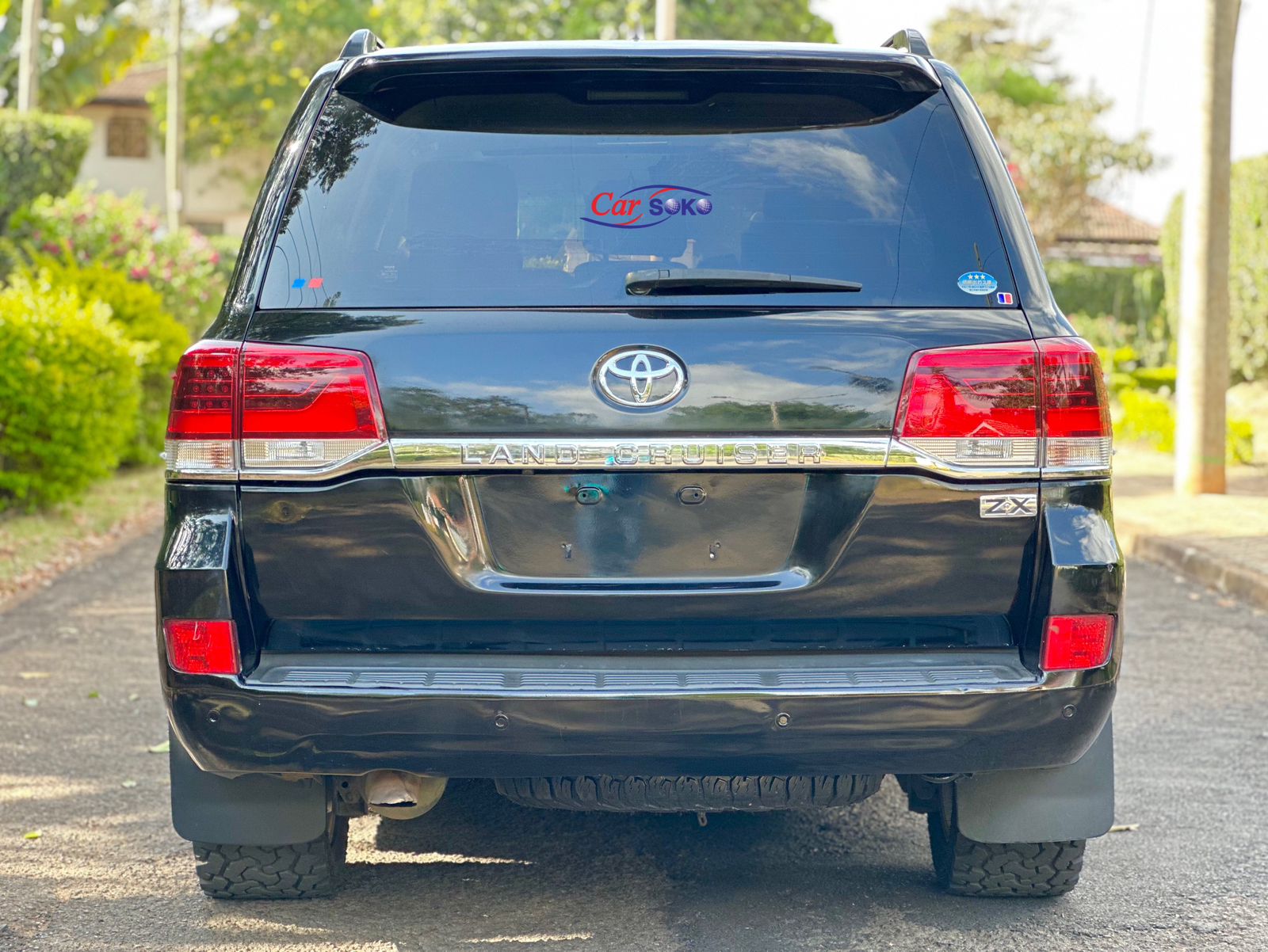 2015-toyota-Land Cruiser-1168