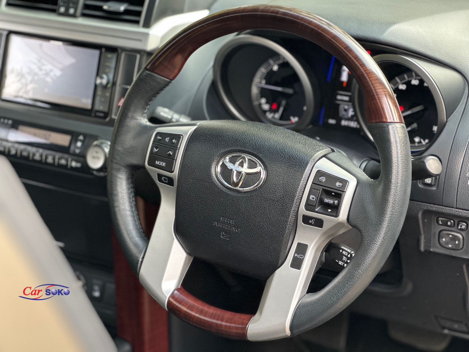 2015-toyota-Land Cruiser Prado-1179