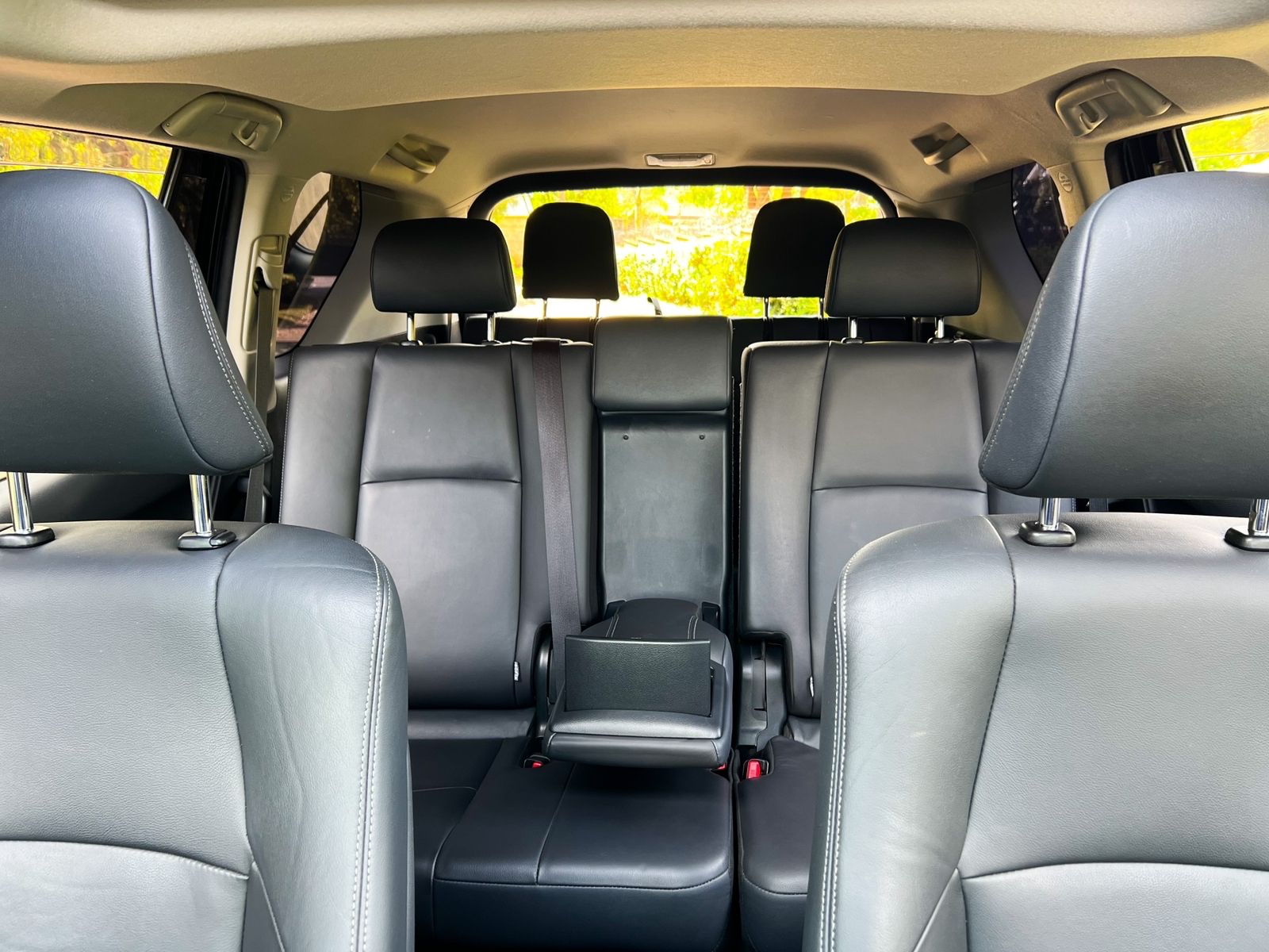 2015-toyota-Land Cruiser Prado-1182