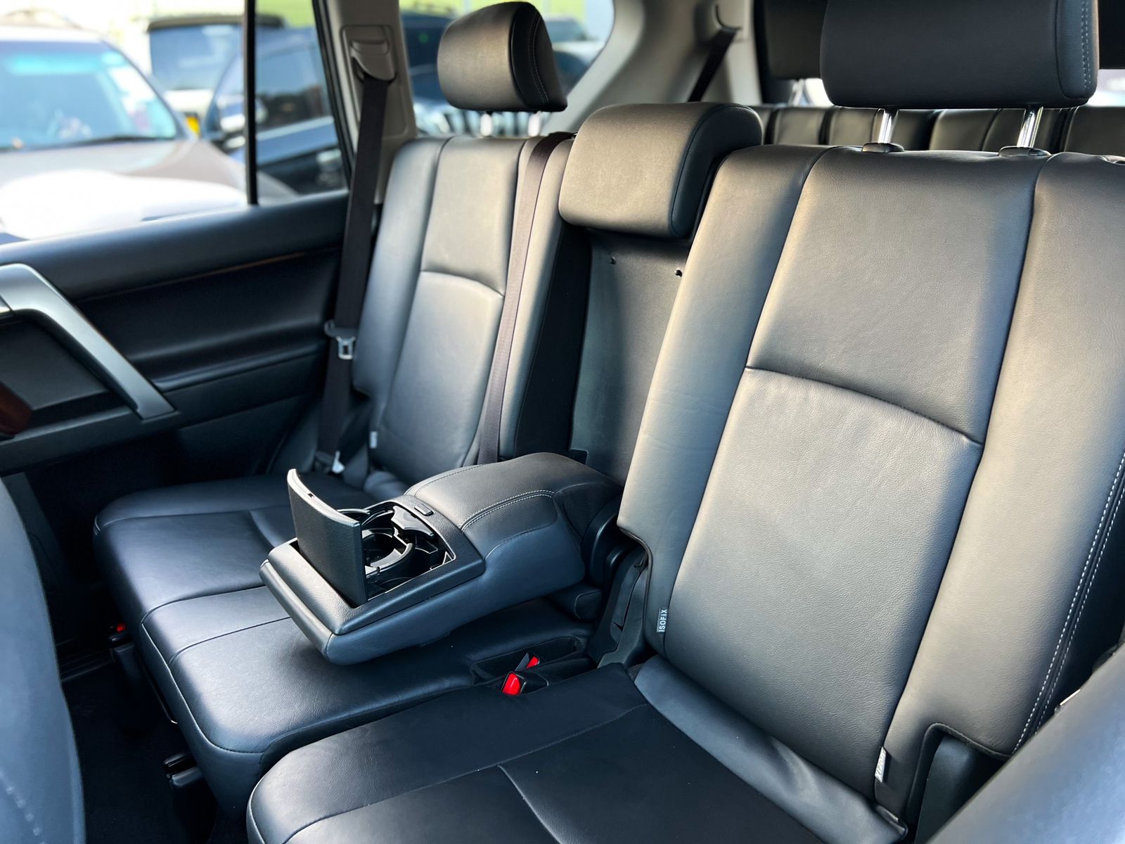 2016-toyota-Land Cruiser Prado-1190