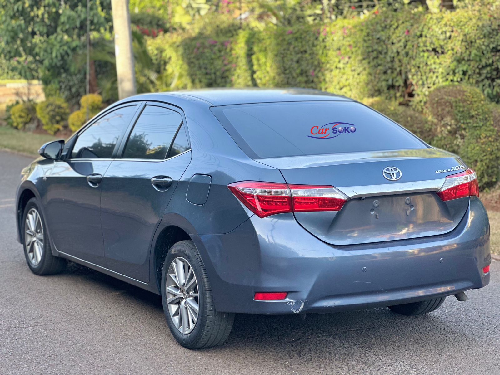 2015-toyota-Altis-1191