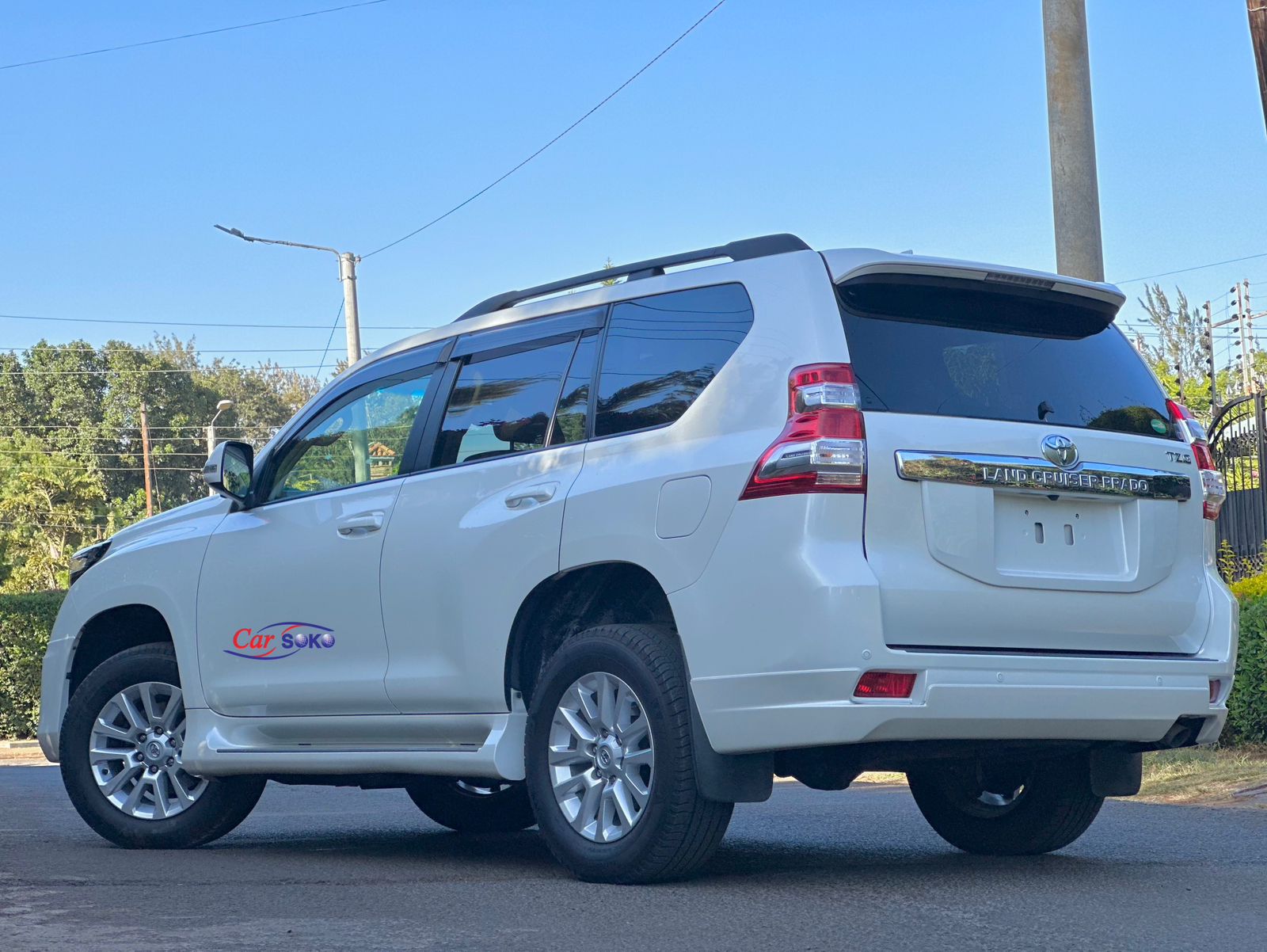 2016-toyota-Land Cruiser Prado-1192