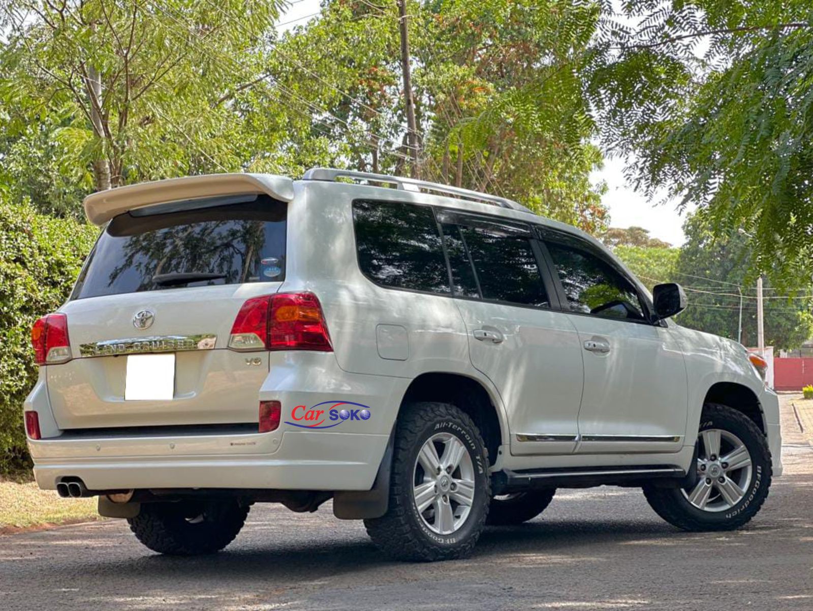 2014-toyota-Land Cruiser-1195