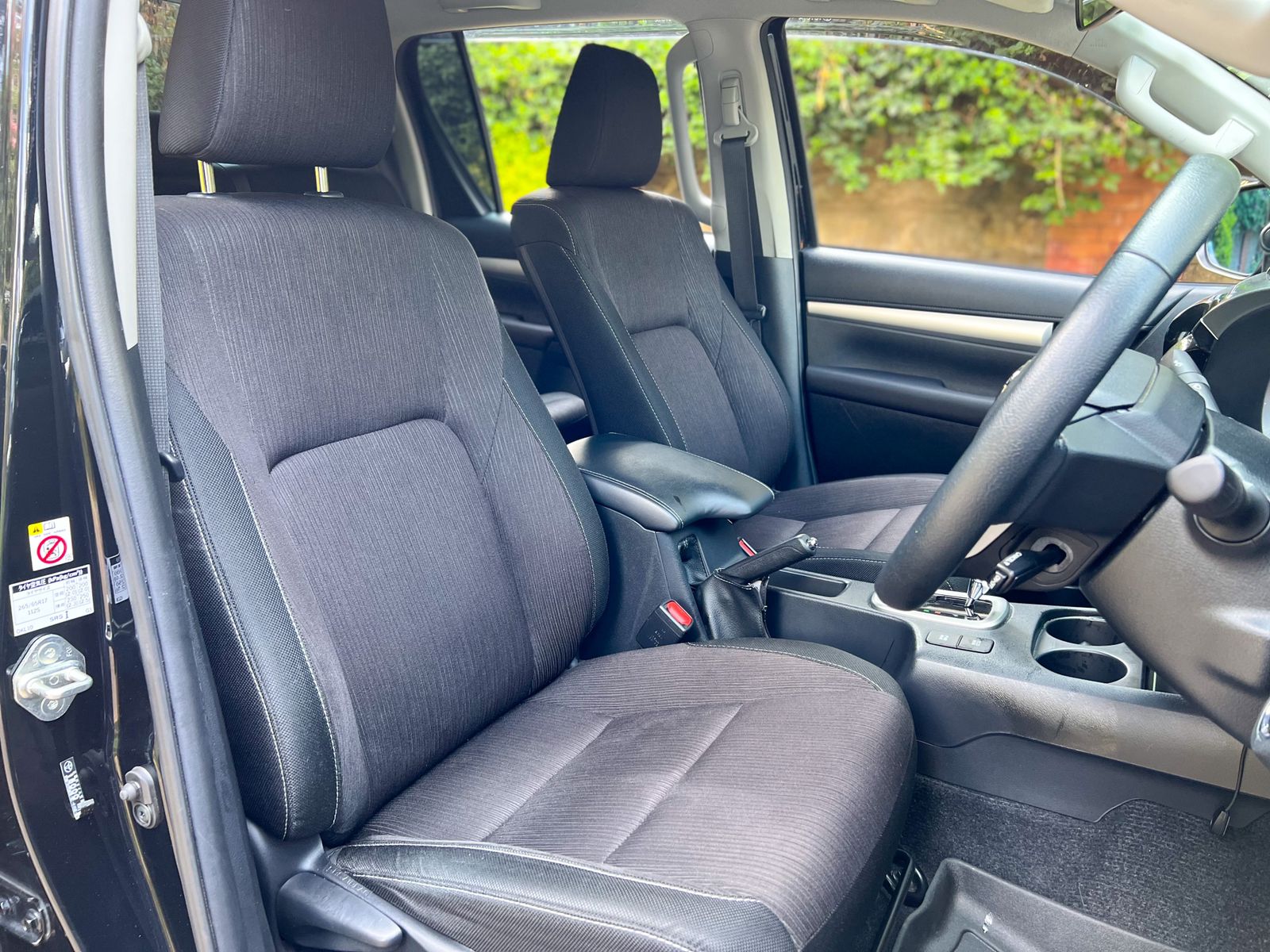 2018-toyota-Hilux-1198