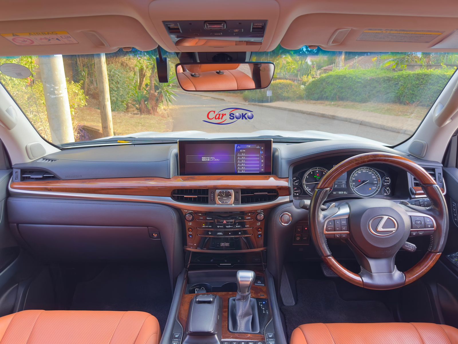 2016-lexus-LX-1199