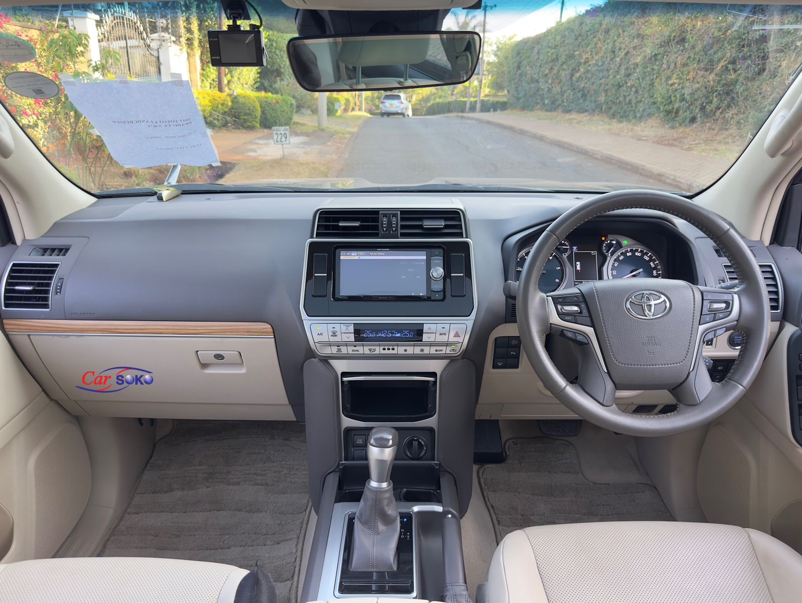 2017-toyota-Land Cruiser Prado-1201