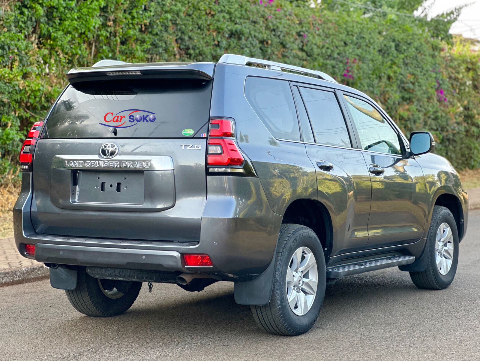 2017-toyota-Land Cruiser Prado-1201
