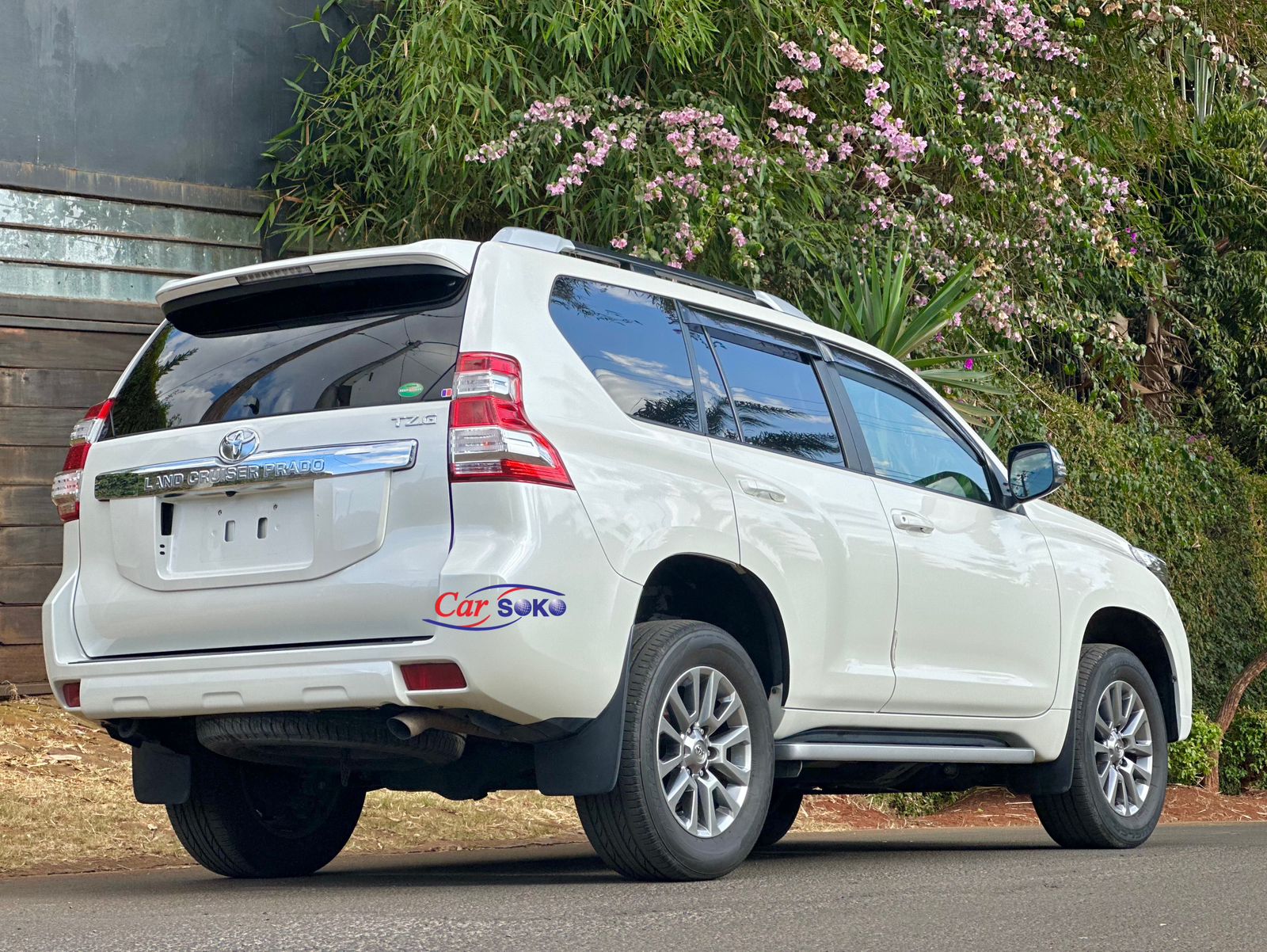 2017-toyota-Land Cruiser Prado-1202