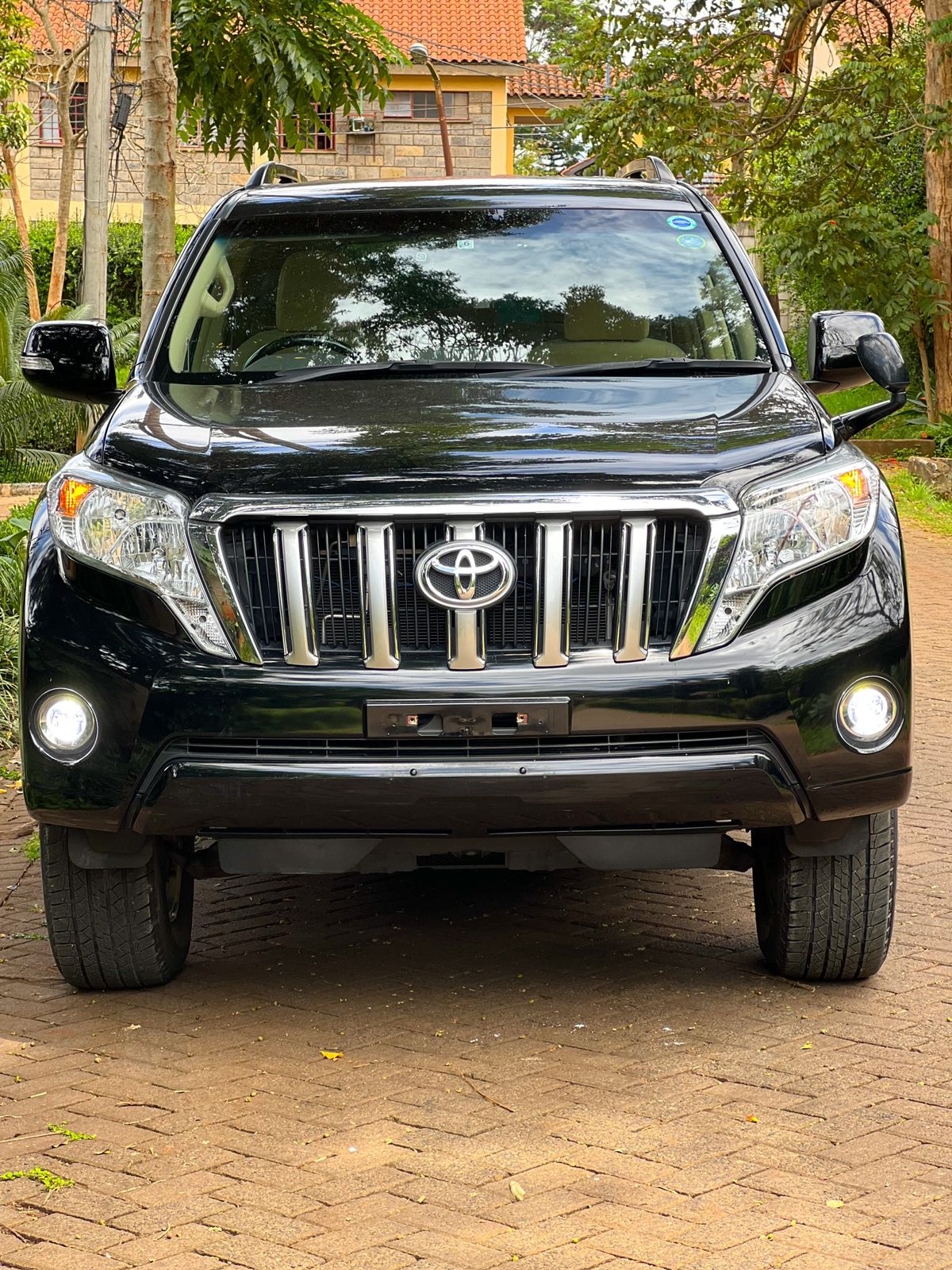 toyota-land-cruiser-prado-2016-1233