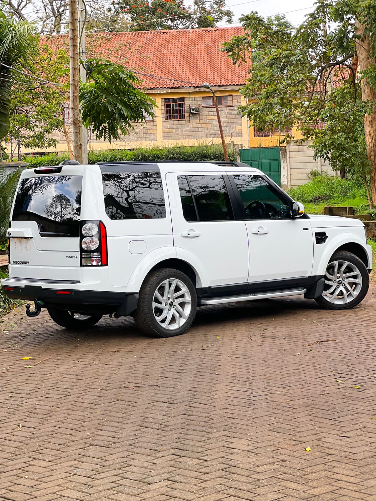 land-rover-discovery-iv-2015-1234