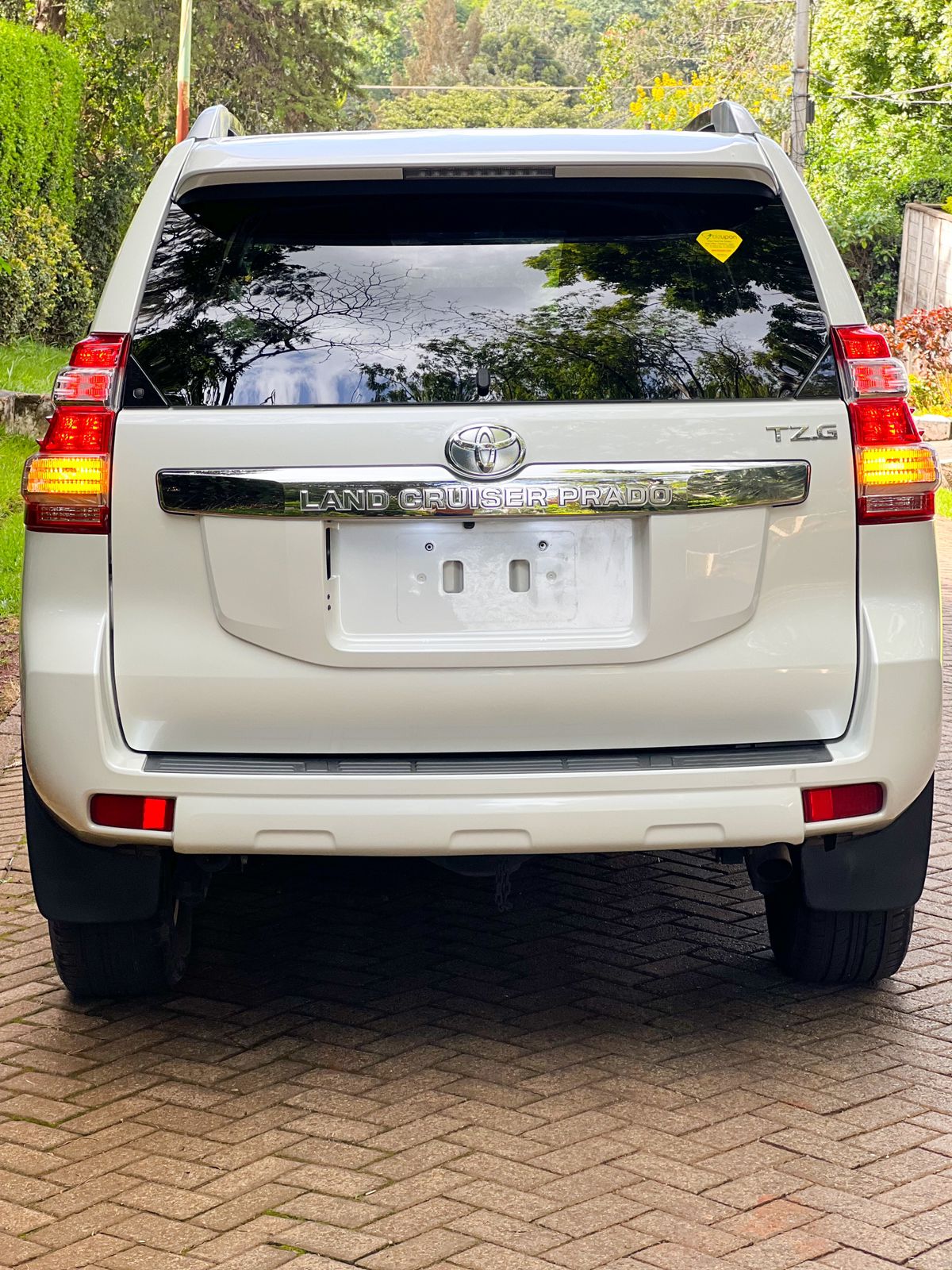 toyota-land-cruiser-prado-2017-1235