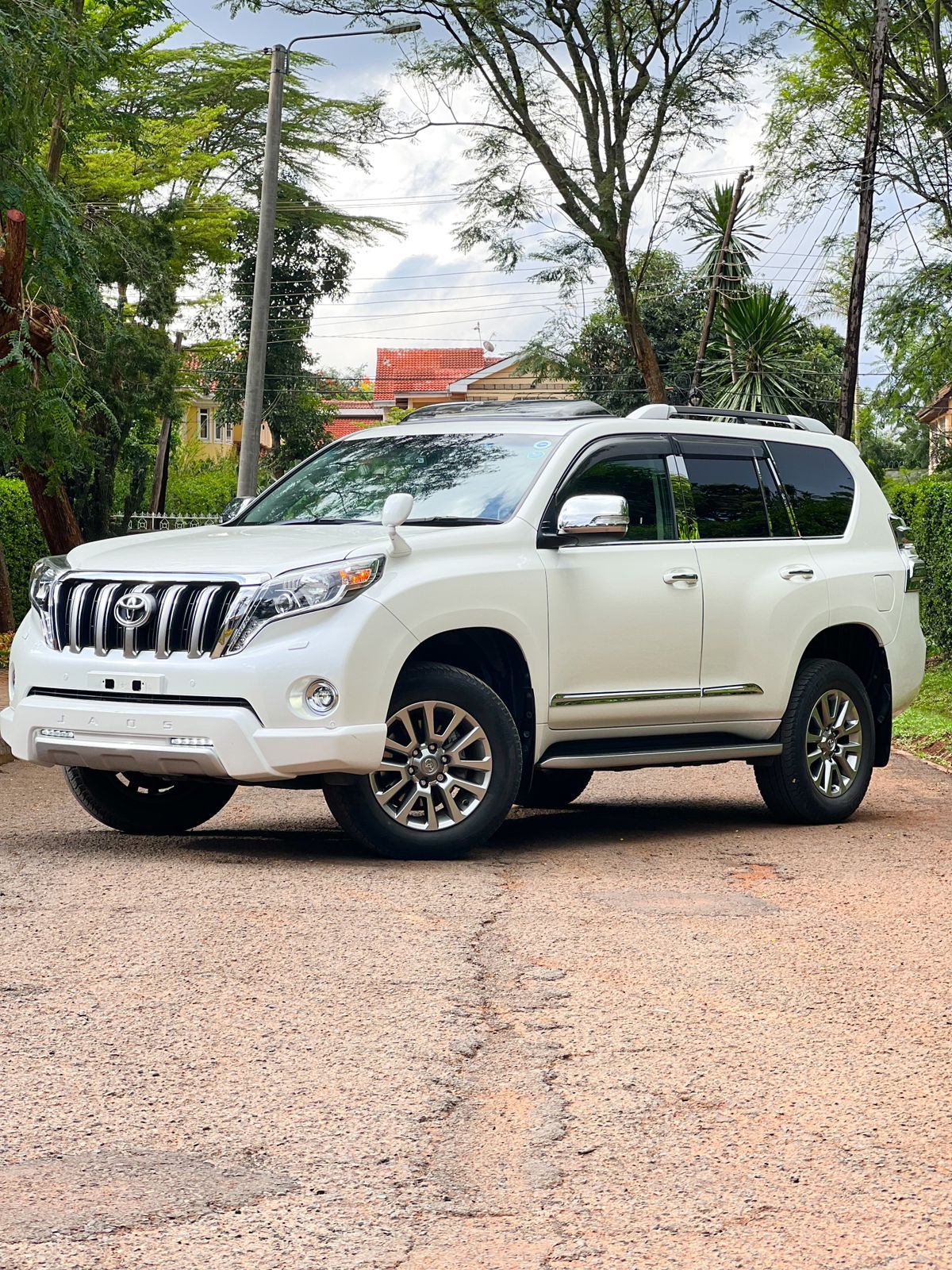 toyota-land-cruiser-prado-2017-1236