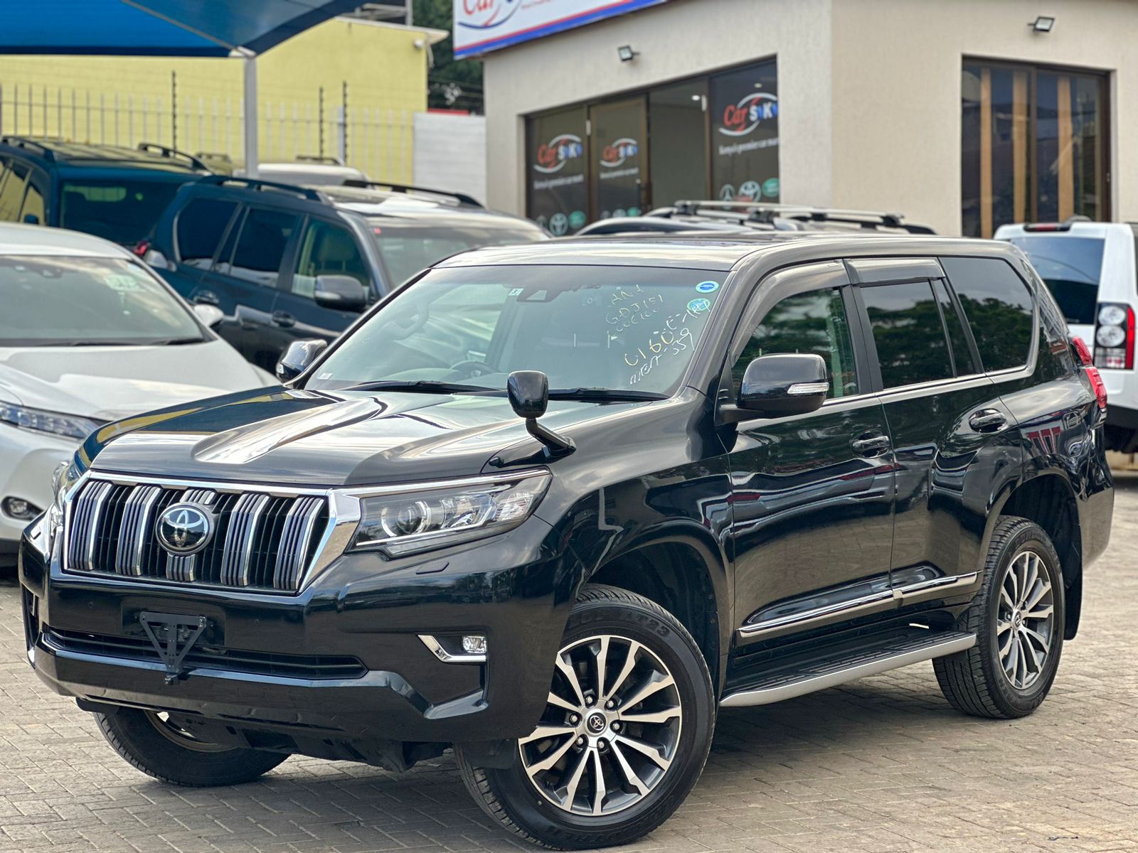 toyota-land-cruiser-prado-2018-1255