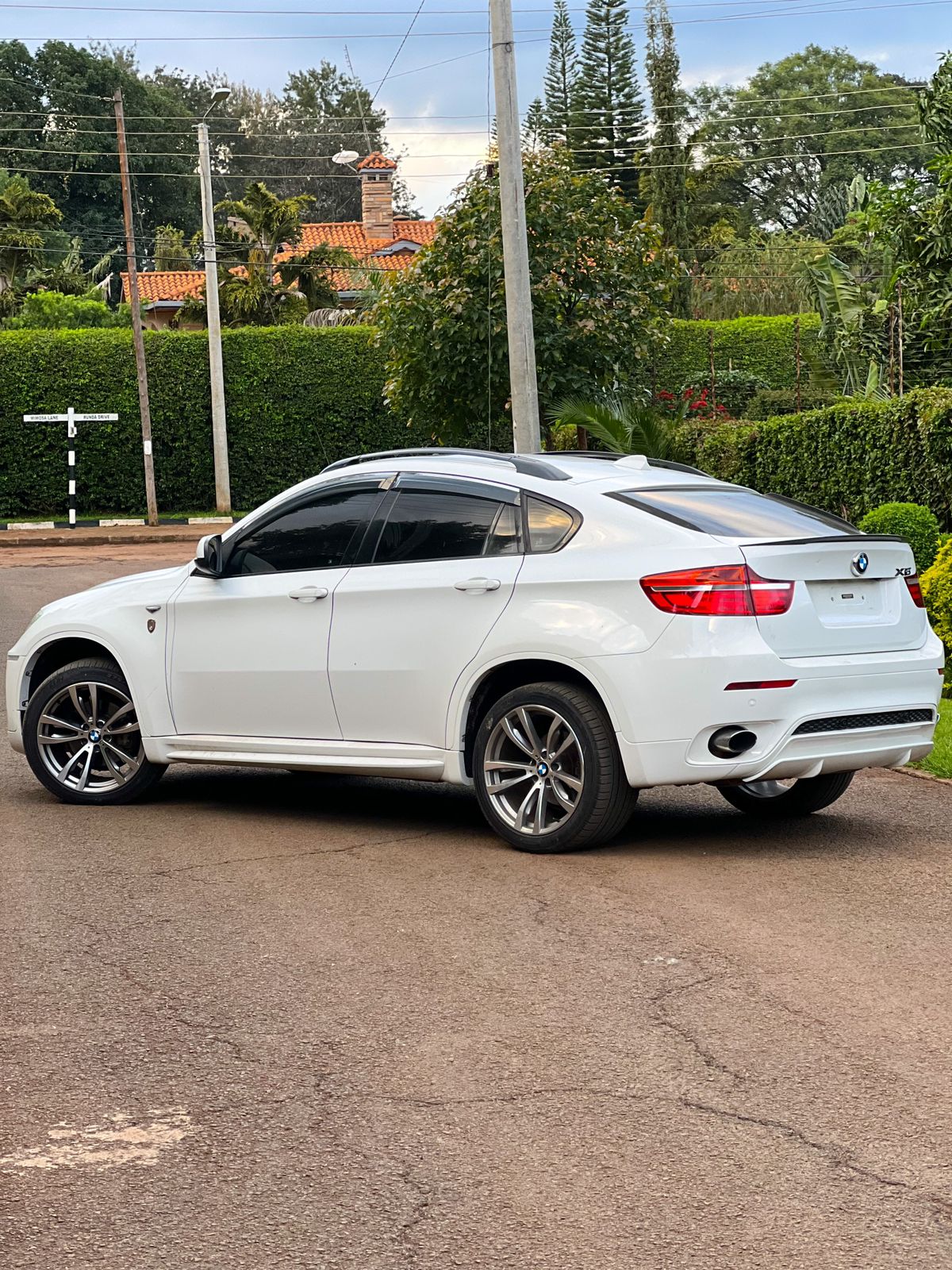 bmw-x6-2012-1258