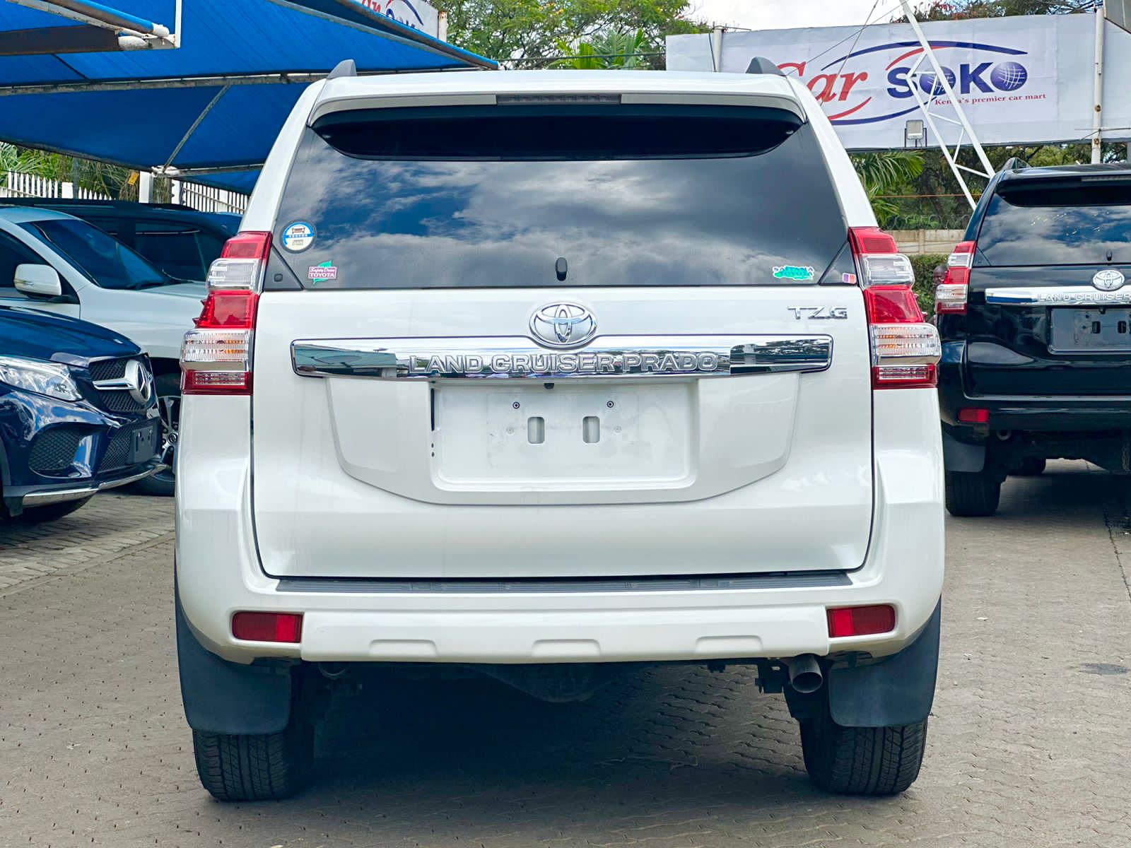 toyota-land-cruiser-prado-2016-1260