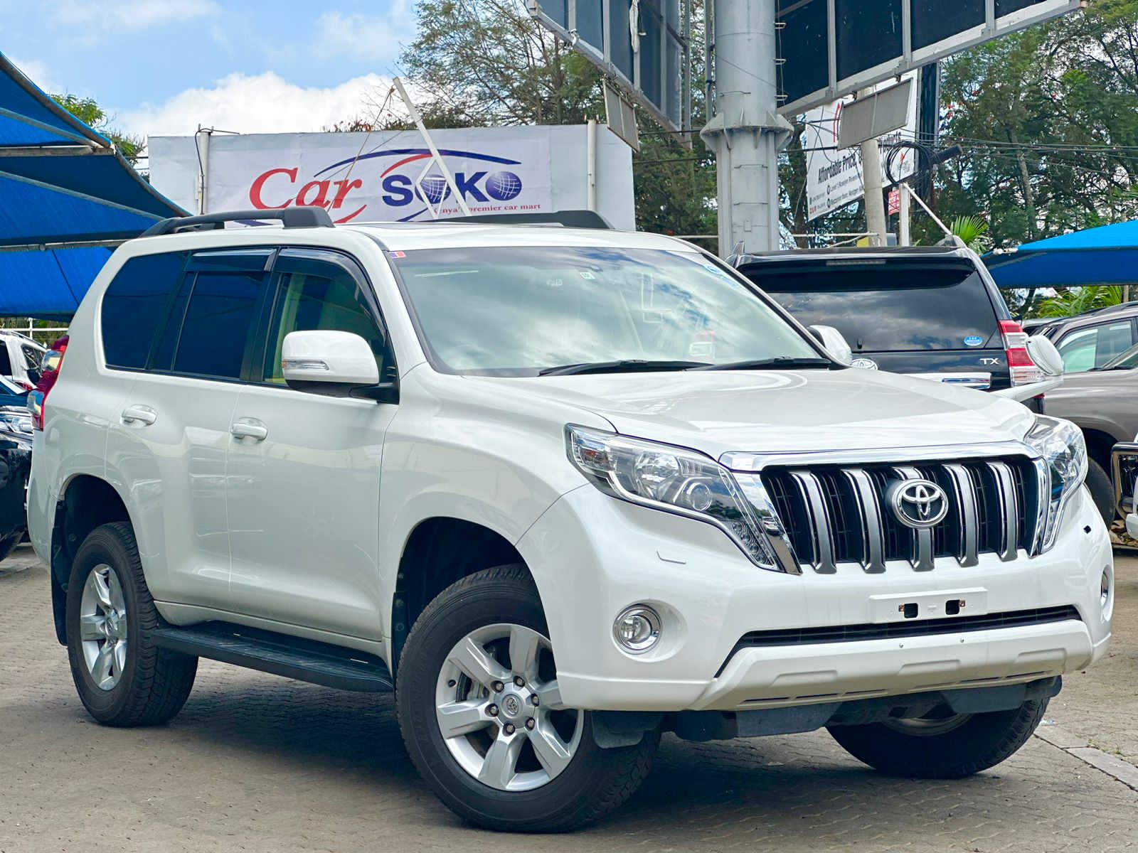 toyota-land-cruiser-prado-2016-1260