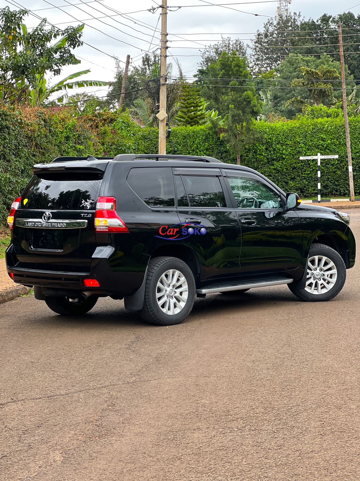 toyota-land-cruiser-prado-2016-1263