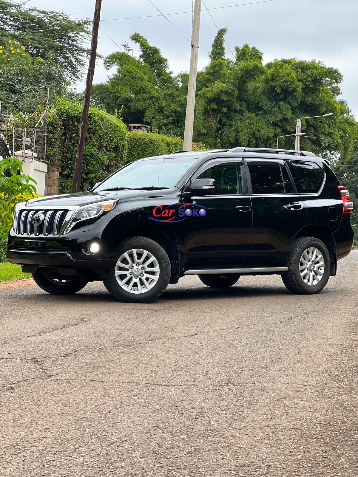 toyota-land-cruiser-prado-2016-1263
