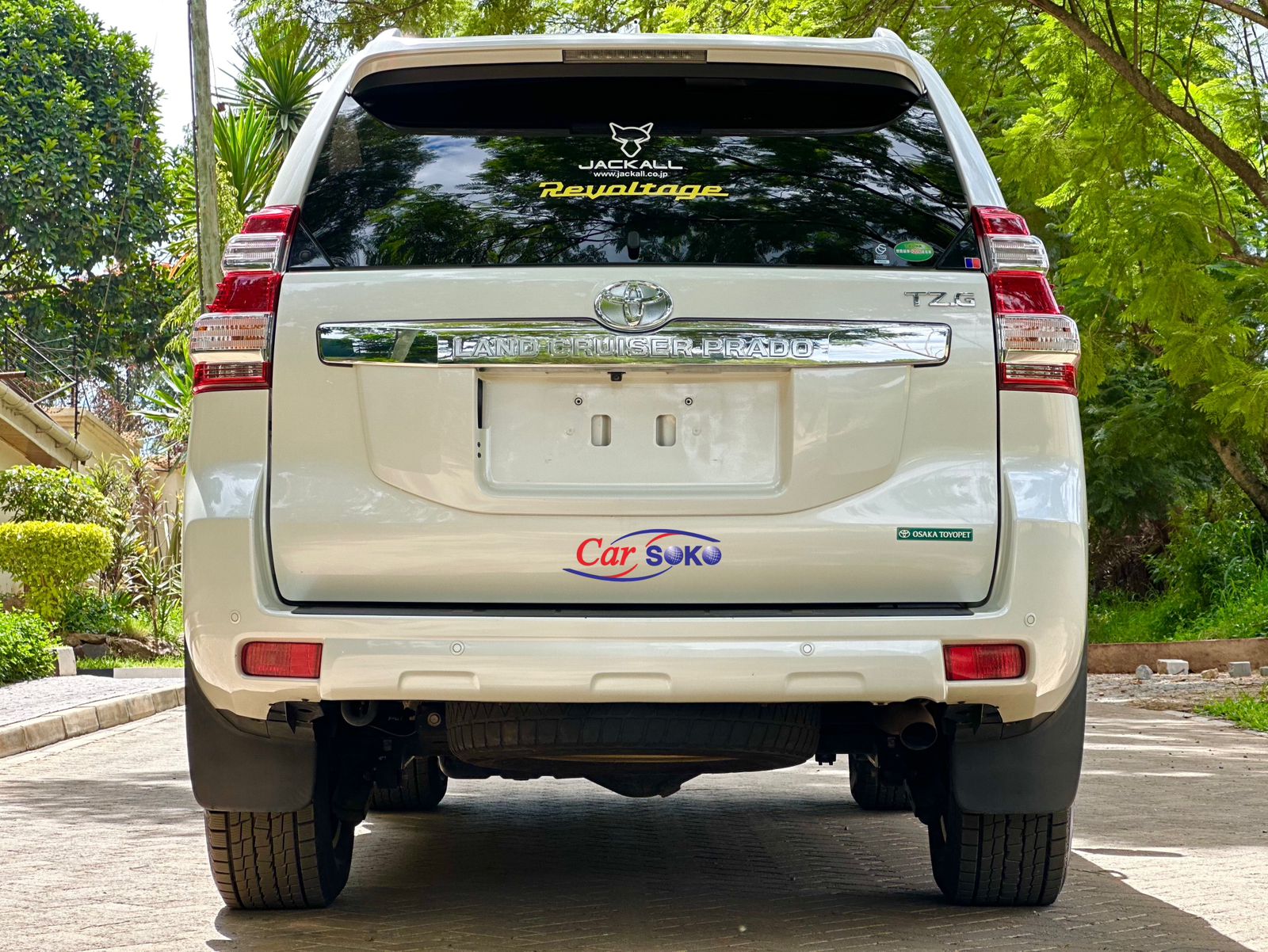 toyota-land-cruiser-prado-2016-1266