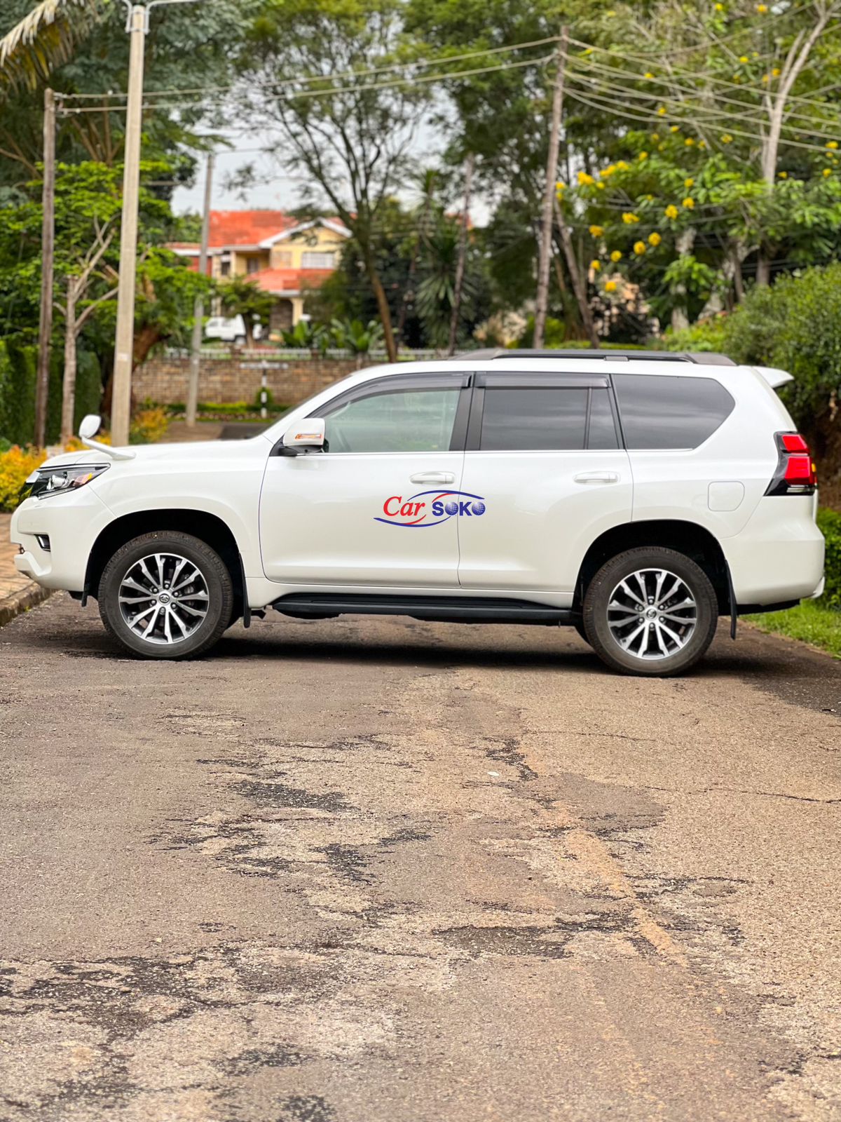 toyota-land-cruiser-prado-2018-1275