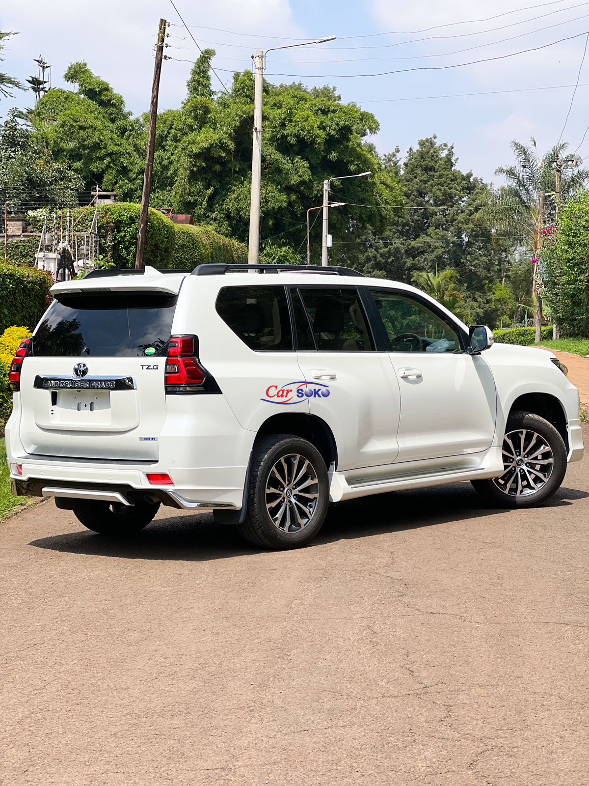 toyota-land-cruiser-prado-2017-1282