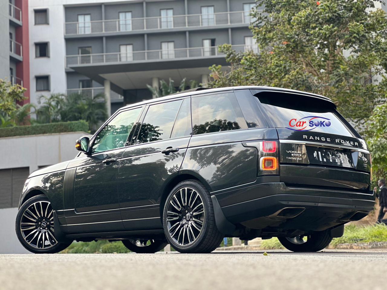 land-rover-rangerover-vogue-2018-1290