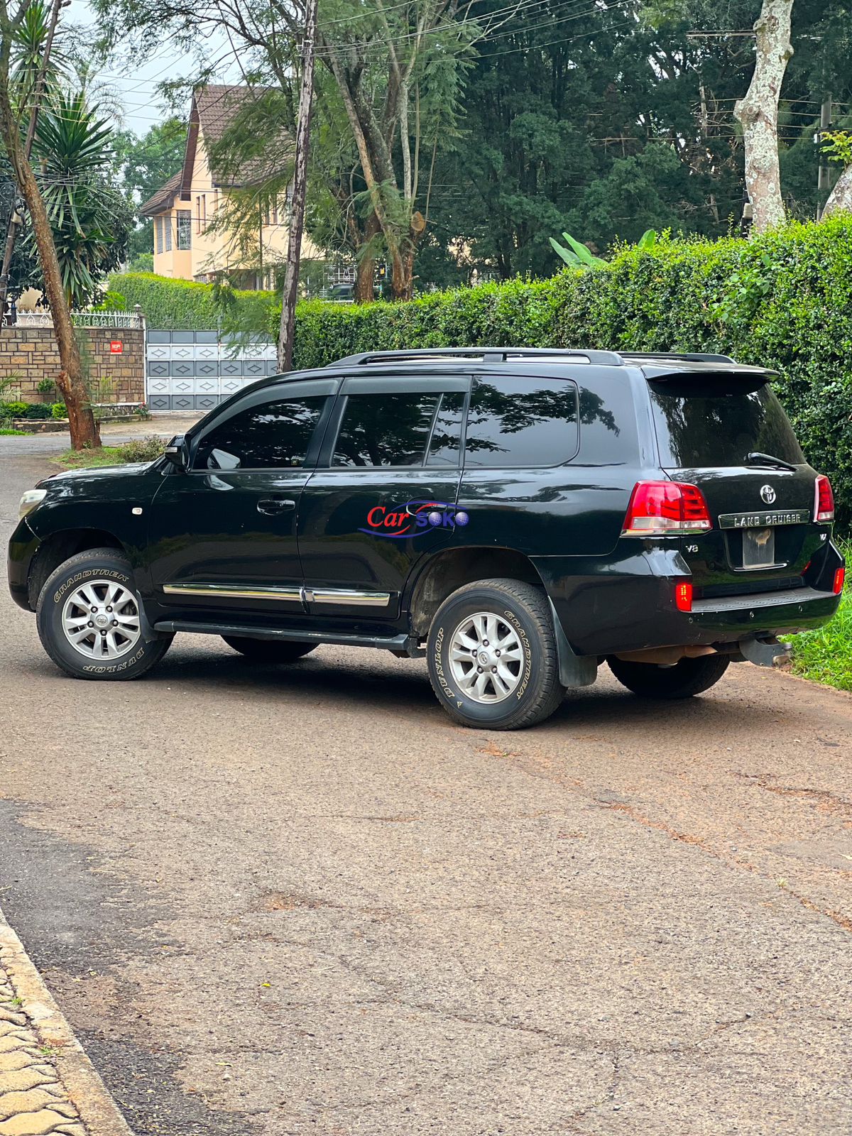 toyota-land-cruiser-2011-1293