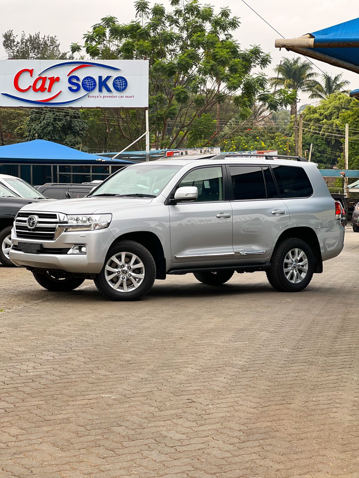 toyota-land-cruiser-2016-1301