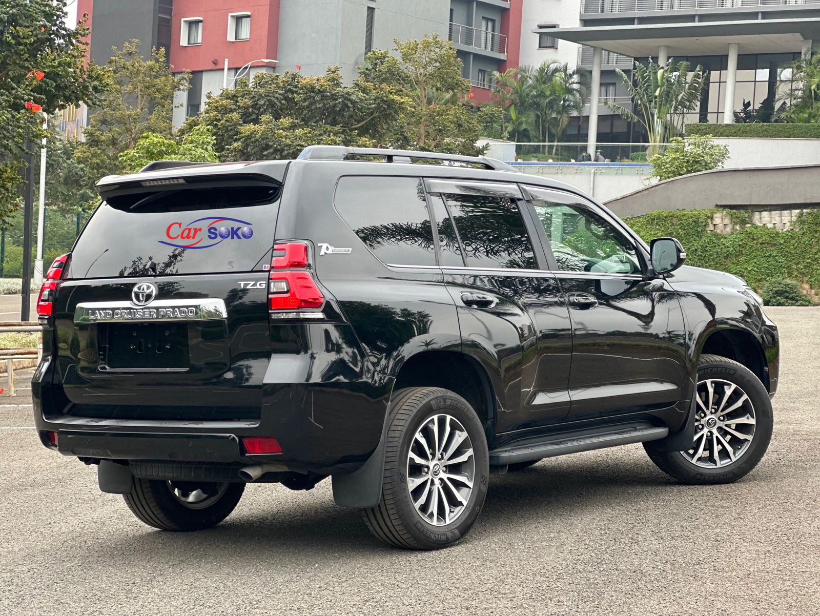 toyota-land-cruiser-prado-2017-1311