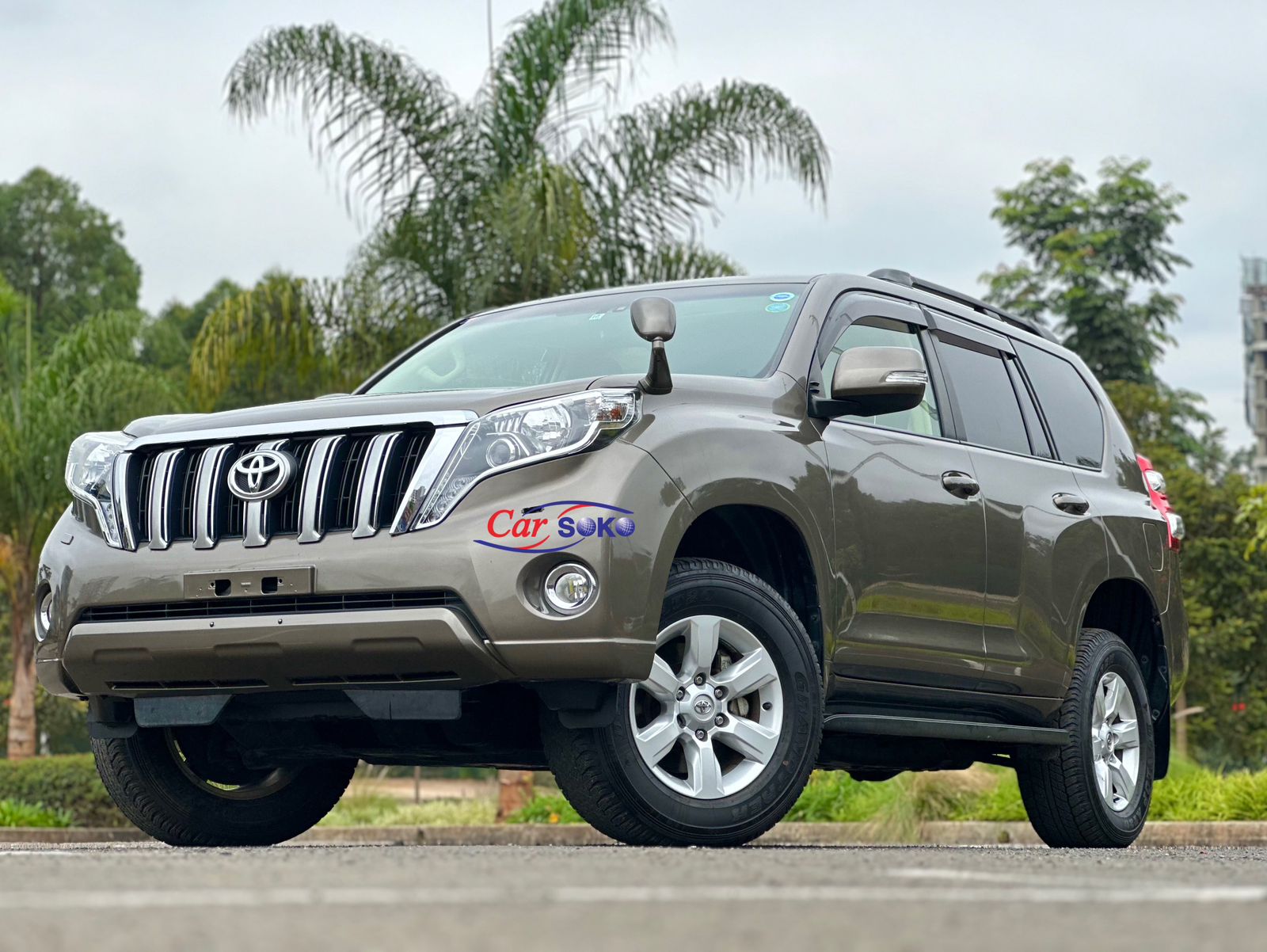 toyota-land-cruiser-prado-2016-1332