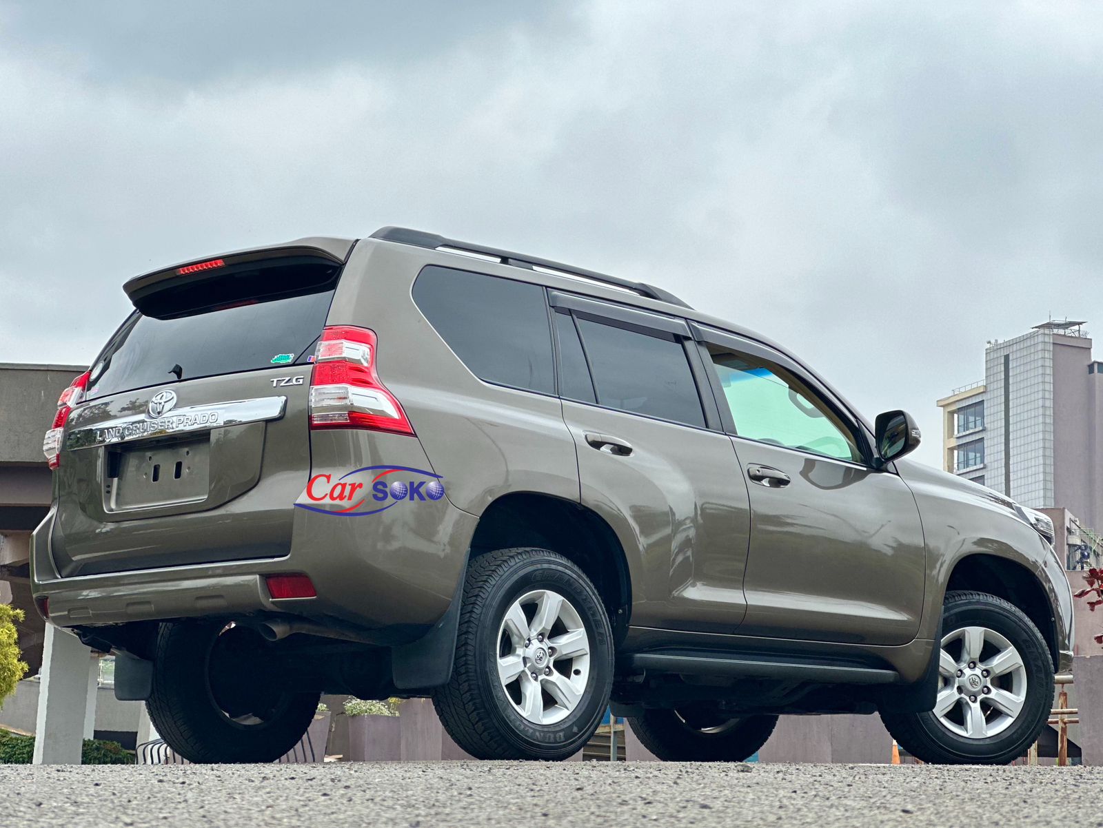 toyota-land-cruiser-prado-2016-1332